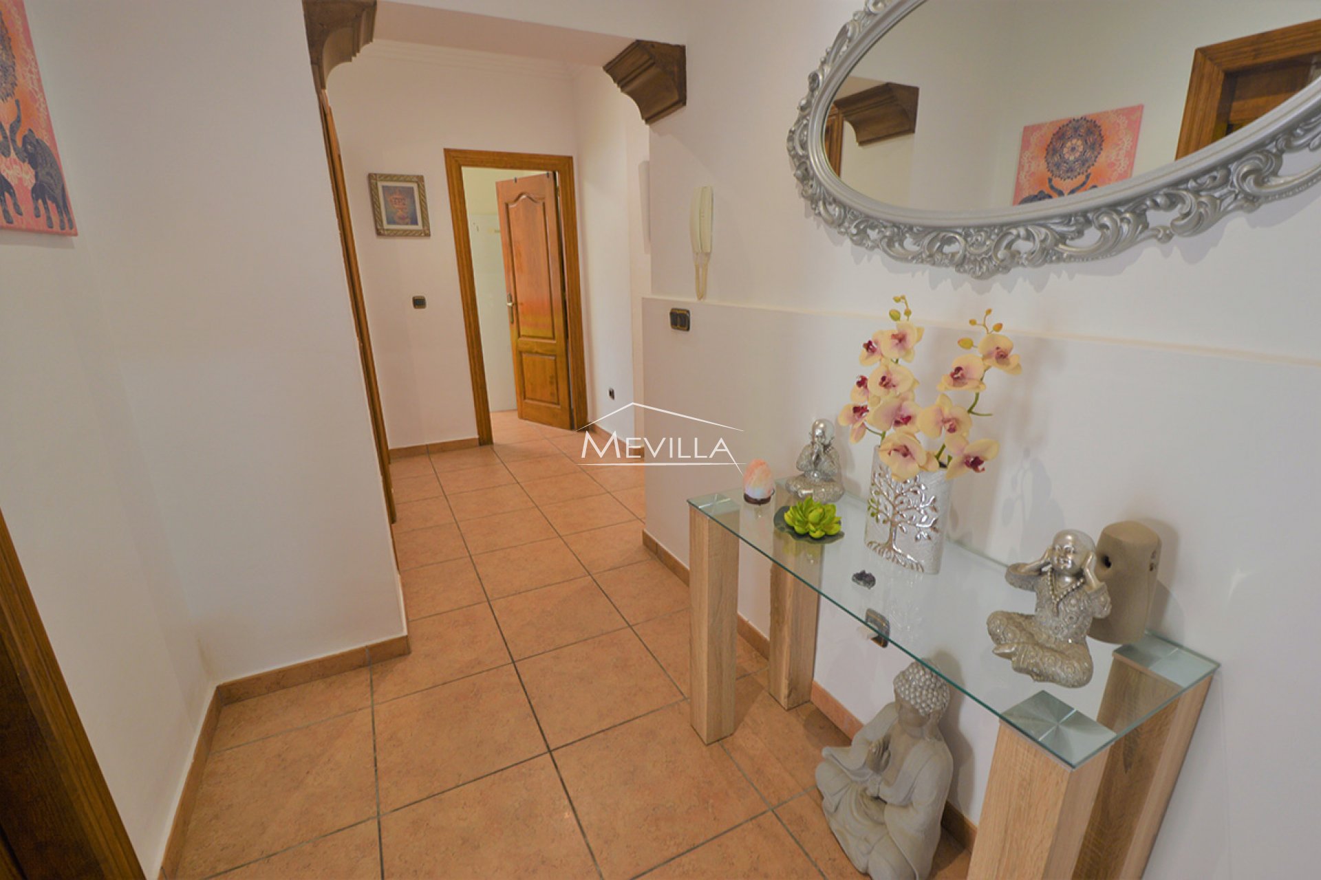 Reventas - Piso / Apartamento - San Miguel de Salinas