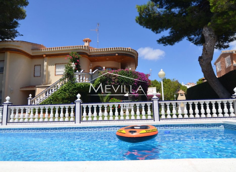 Reventes - Villa - Orihuela Costa - Campoamor
