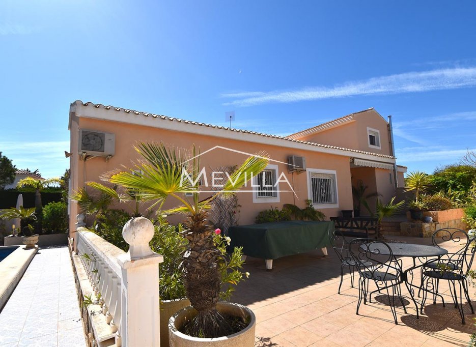 Reventes - Villa - Orihuela Costa - Campoamor