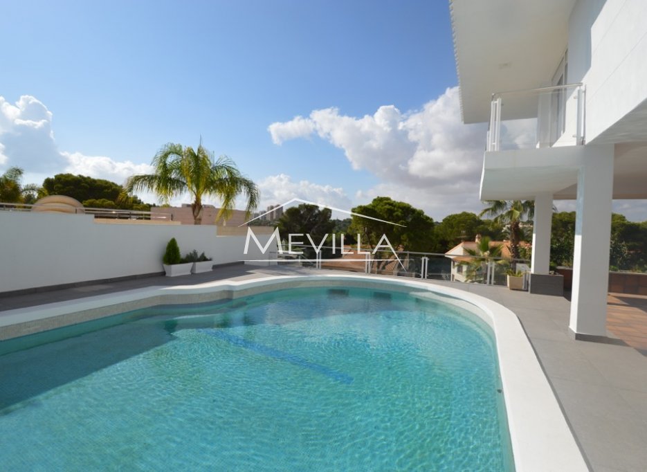 Reventes - Villa - Orihuela Costa - Campoamor
