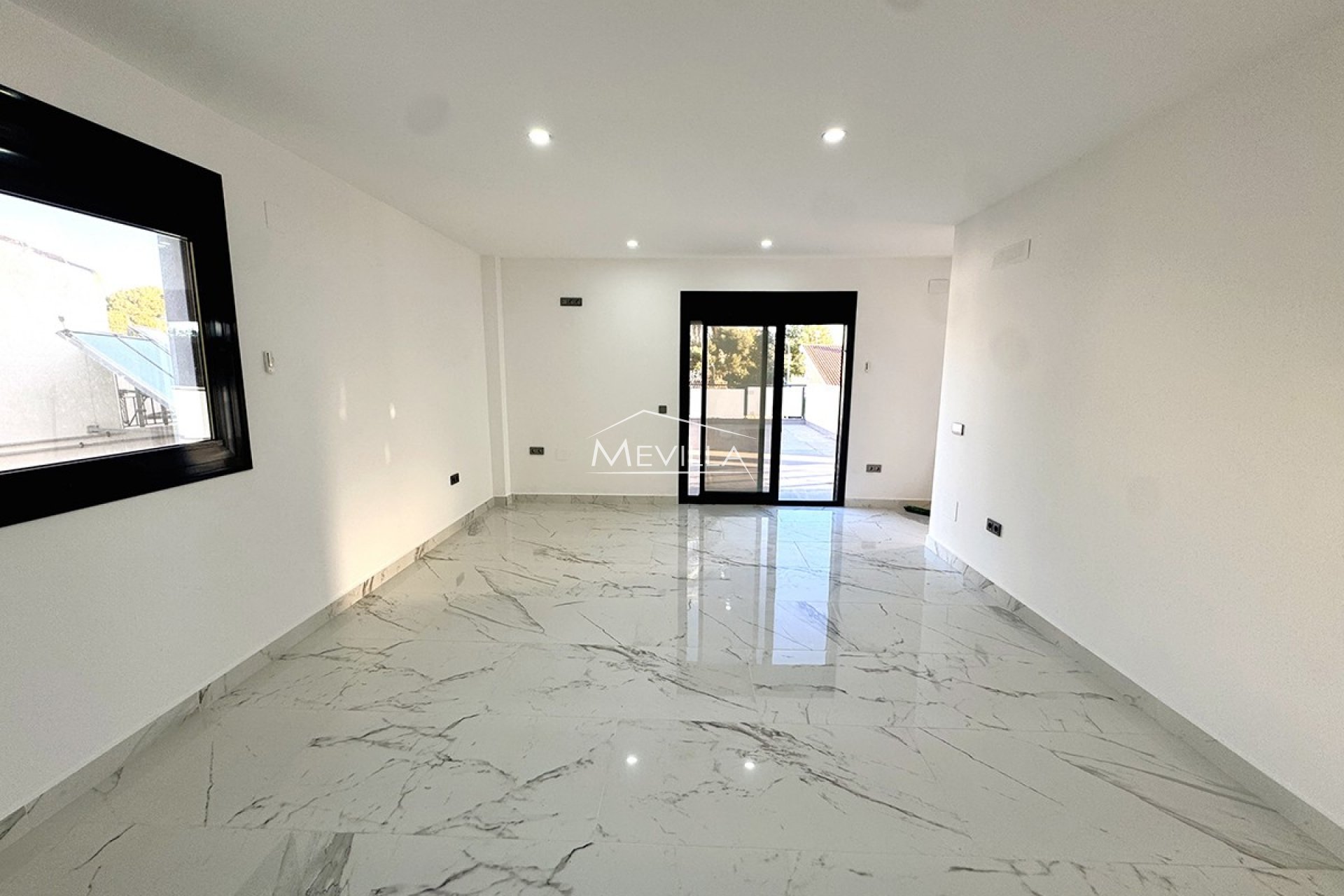 Reventes - Villa - Orihuela Costa - Campoamor