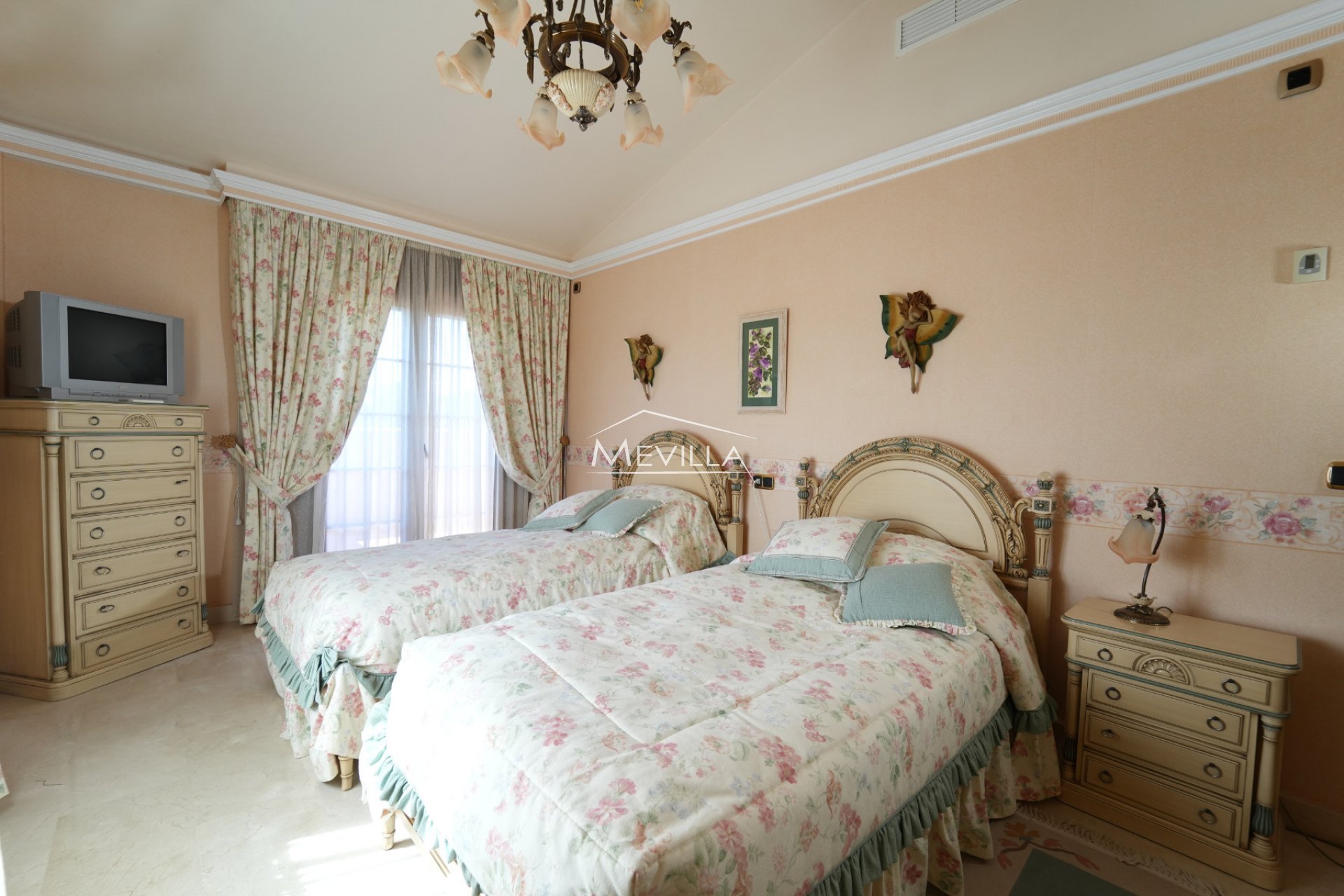Reventes - Villa - Orihuela Costa - Campoamor