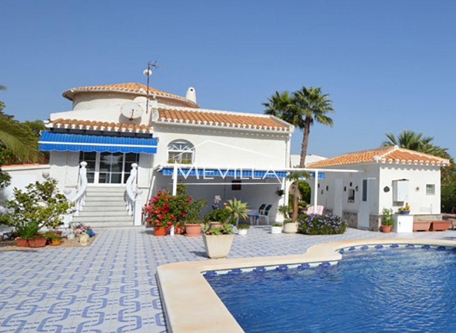 Reventes - Villa - Orihuela Costa - La Zenia