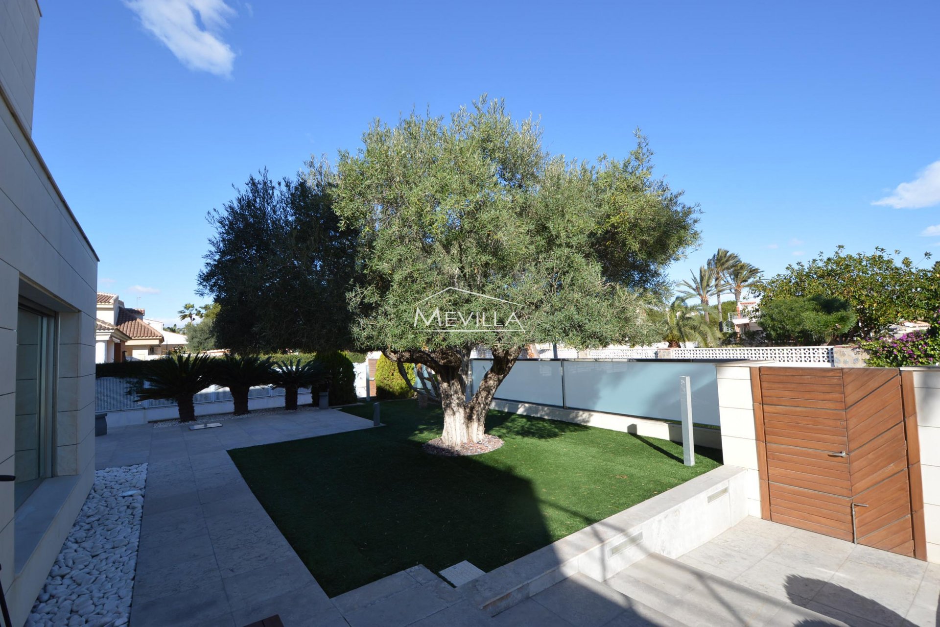 Reventes - Villa - Orihuela Costa - La Zenia