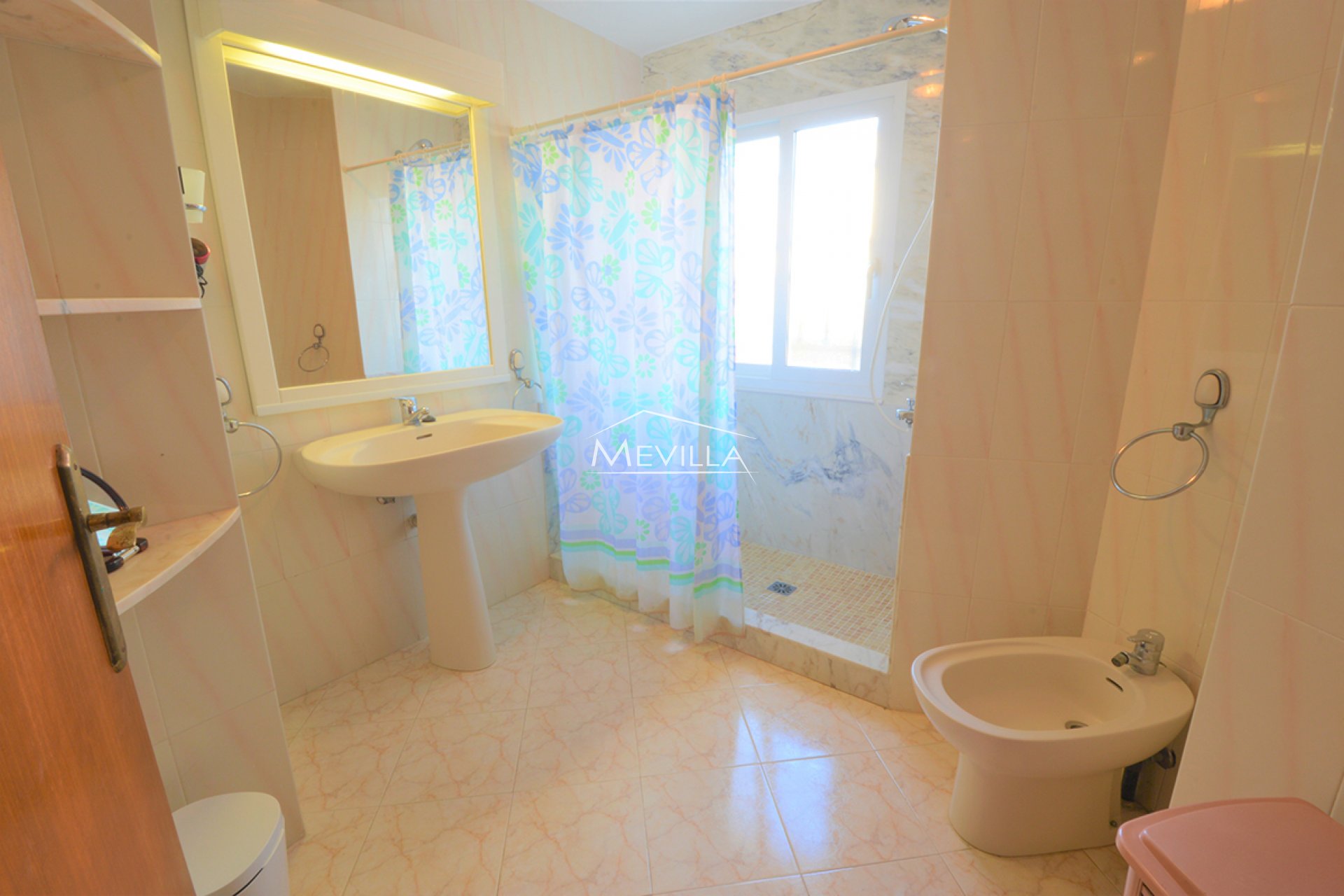 Reventes - Villa - Orihuela Costa - La Zenia