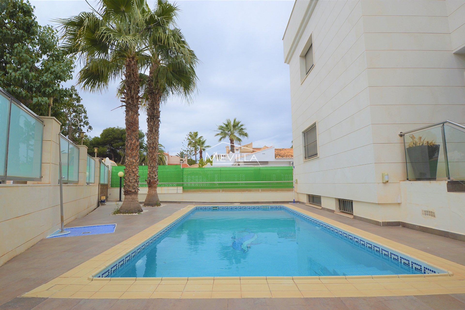 Reventes - Villa - Orihuela Costa - La Zenia
