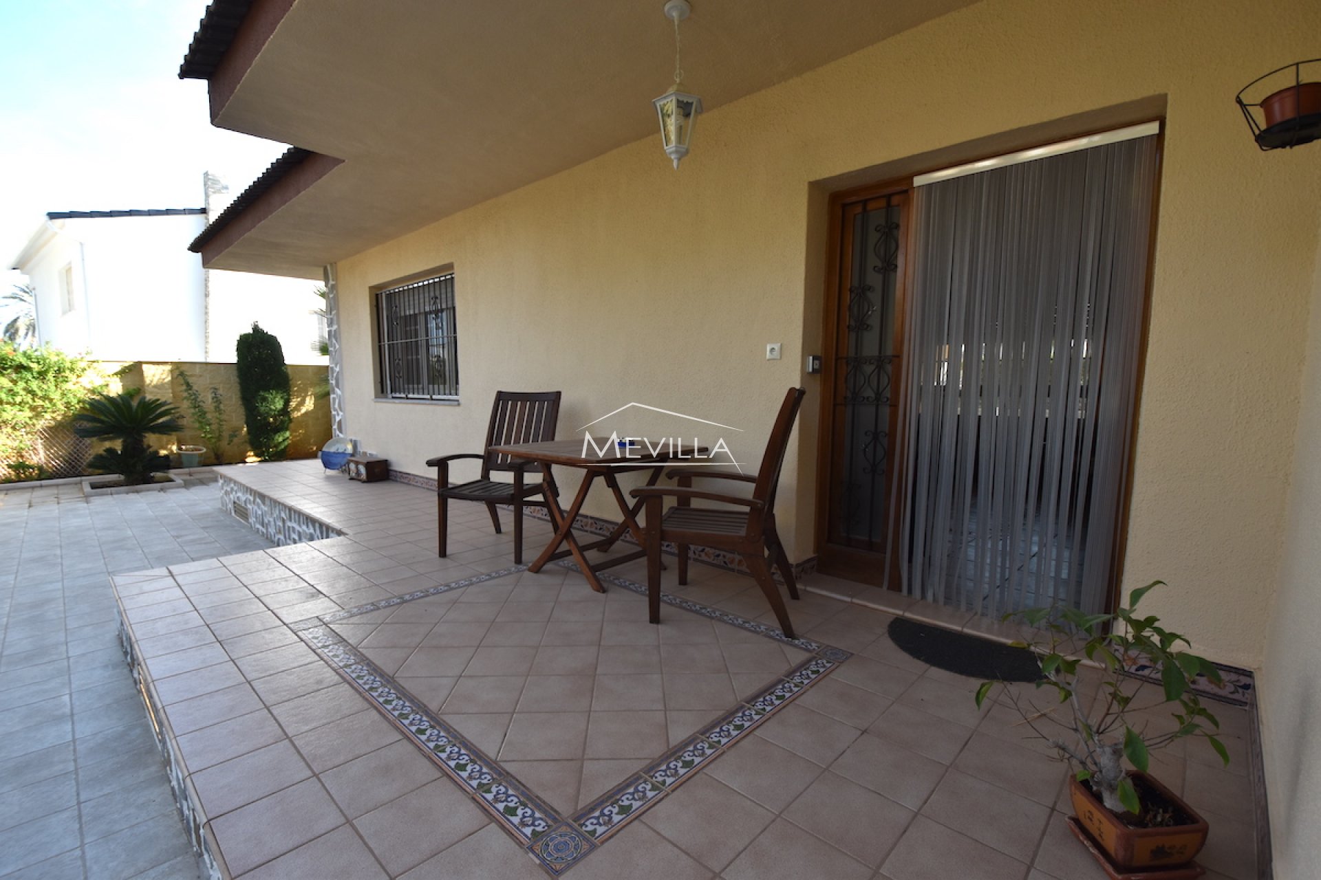 Reventes - Villa - Orihuela Costa - La Zenia