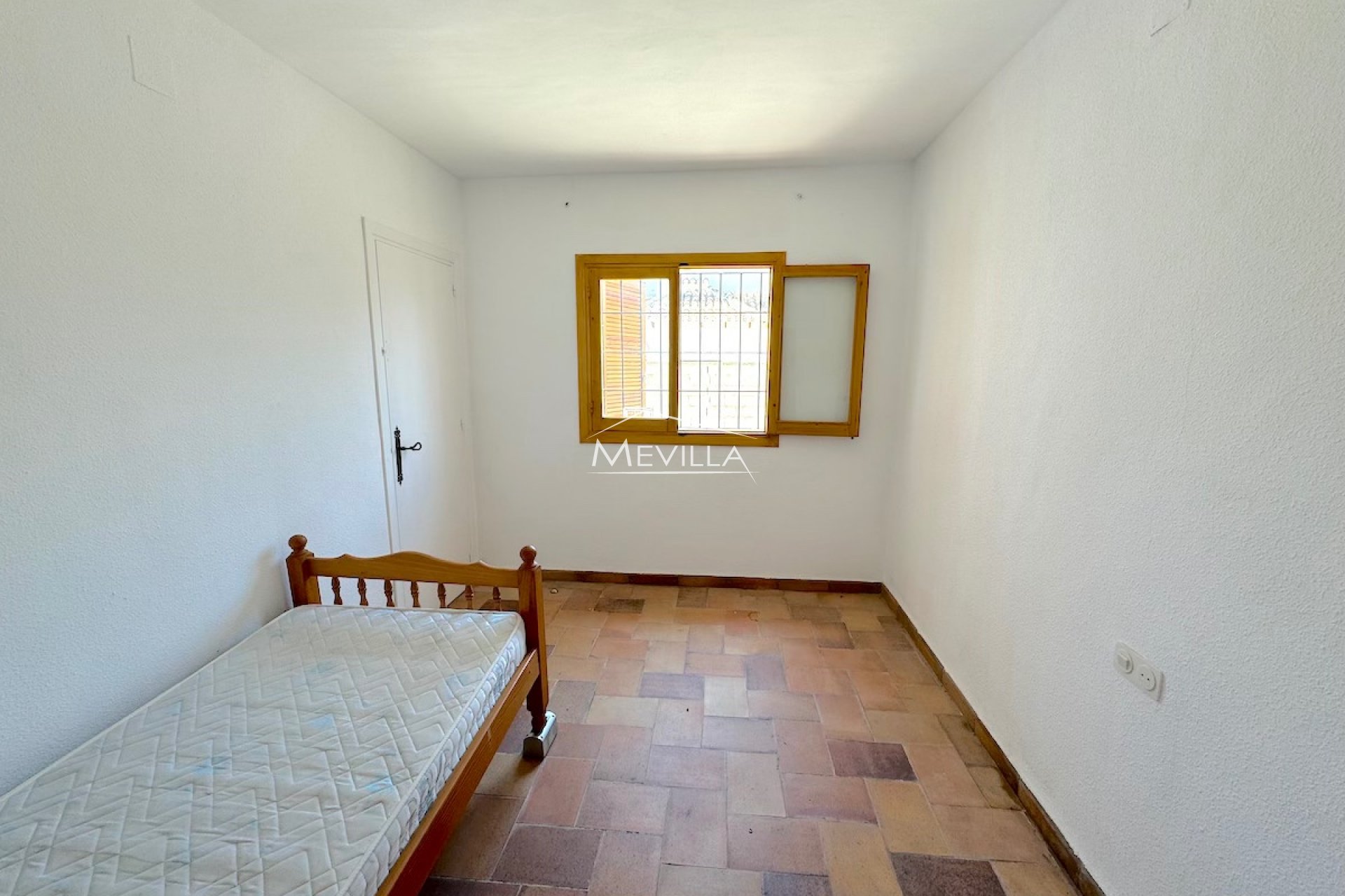 Reventes - Villa - Orihuela Costa - La Zenia