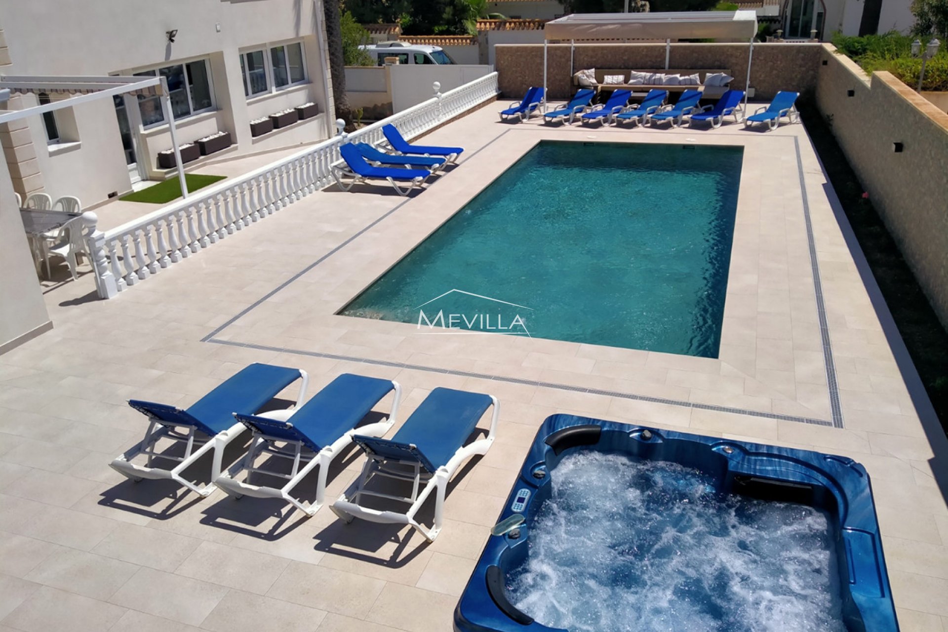 Reventes - Villa - Orihuela Costa - La Zenia