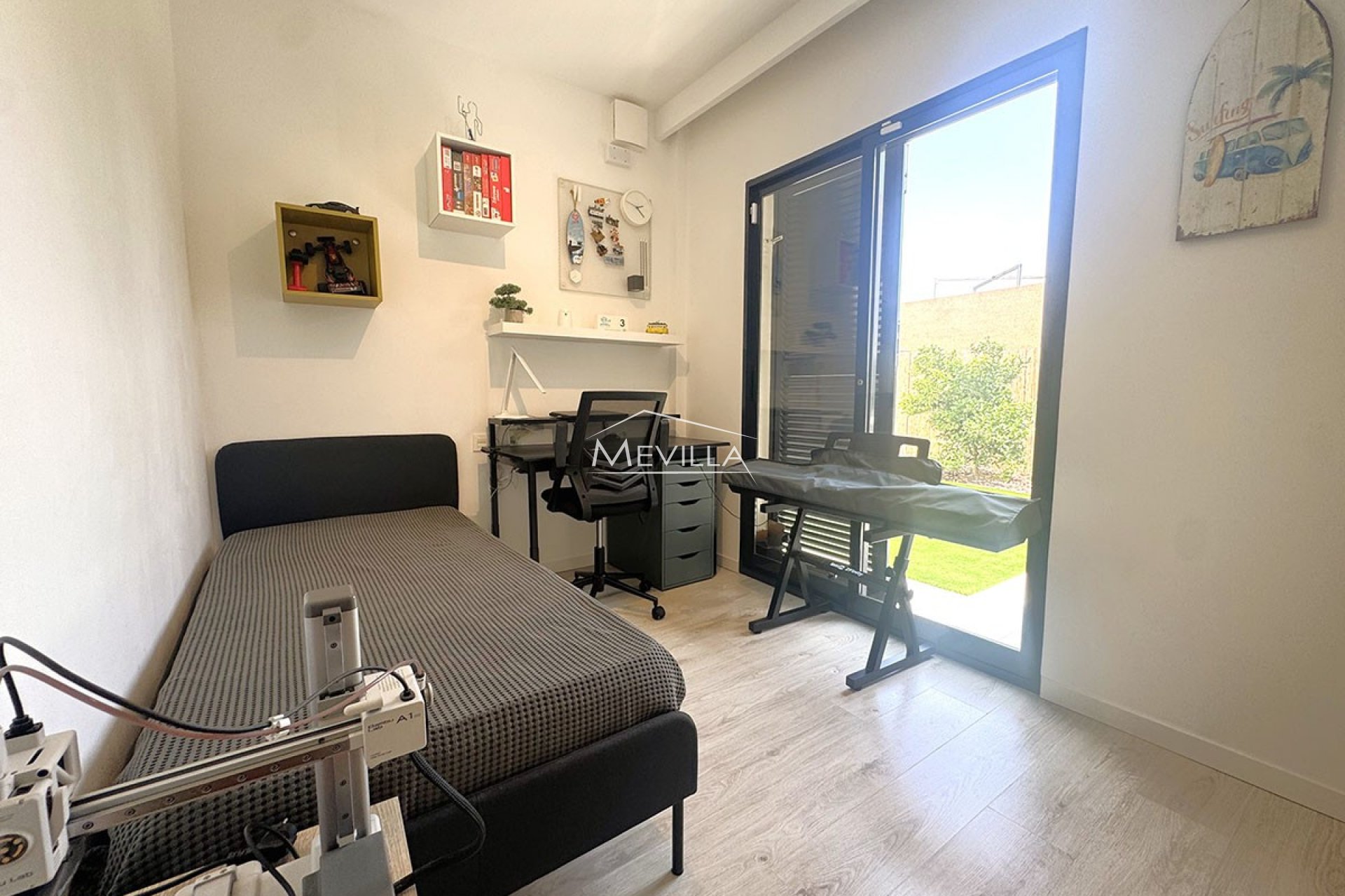 Reventes - Villa - Orihuela Costa - La Zenia