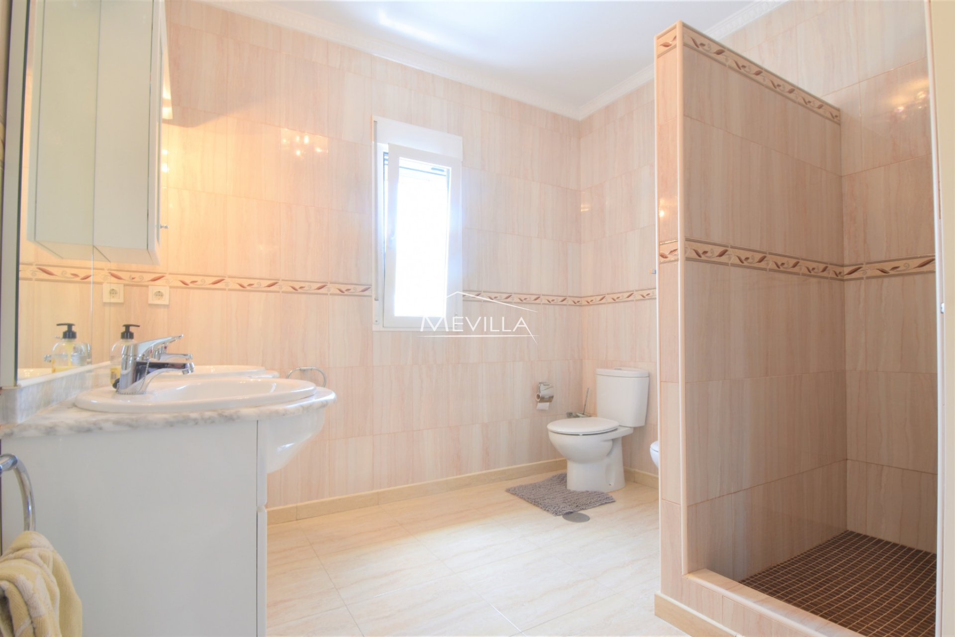 Reventes - Villa - Orihuela Costa - La Zenia