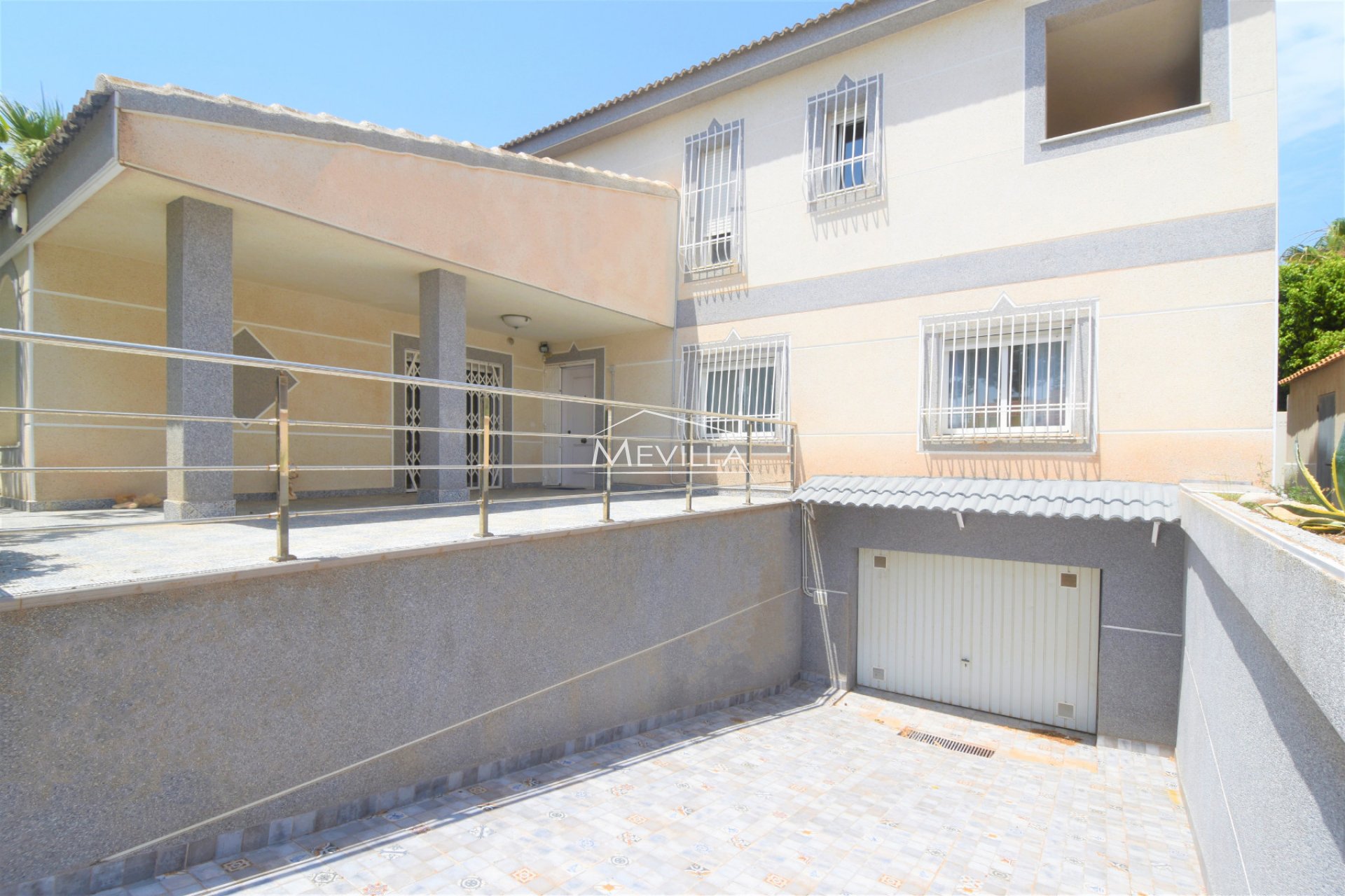 Reventes - Villa - Orihuela Costa - La Zenia