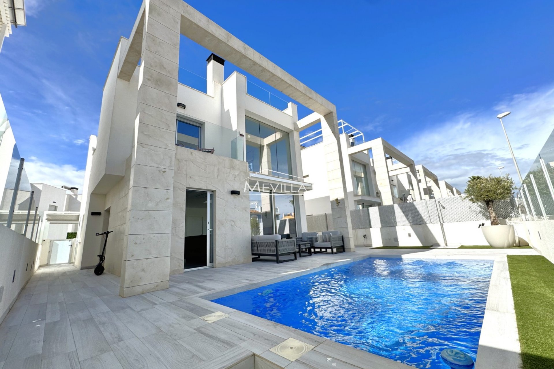 Reventes - Villa - Orihuela Costa - Lomas de Cabo Roig