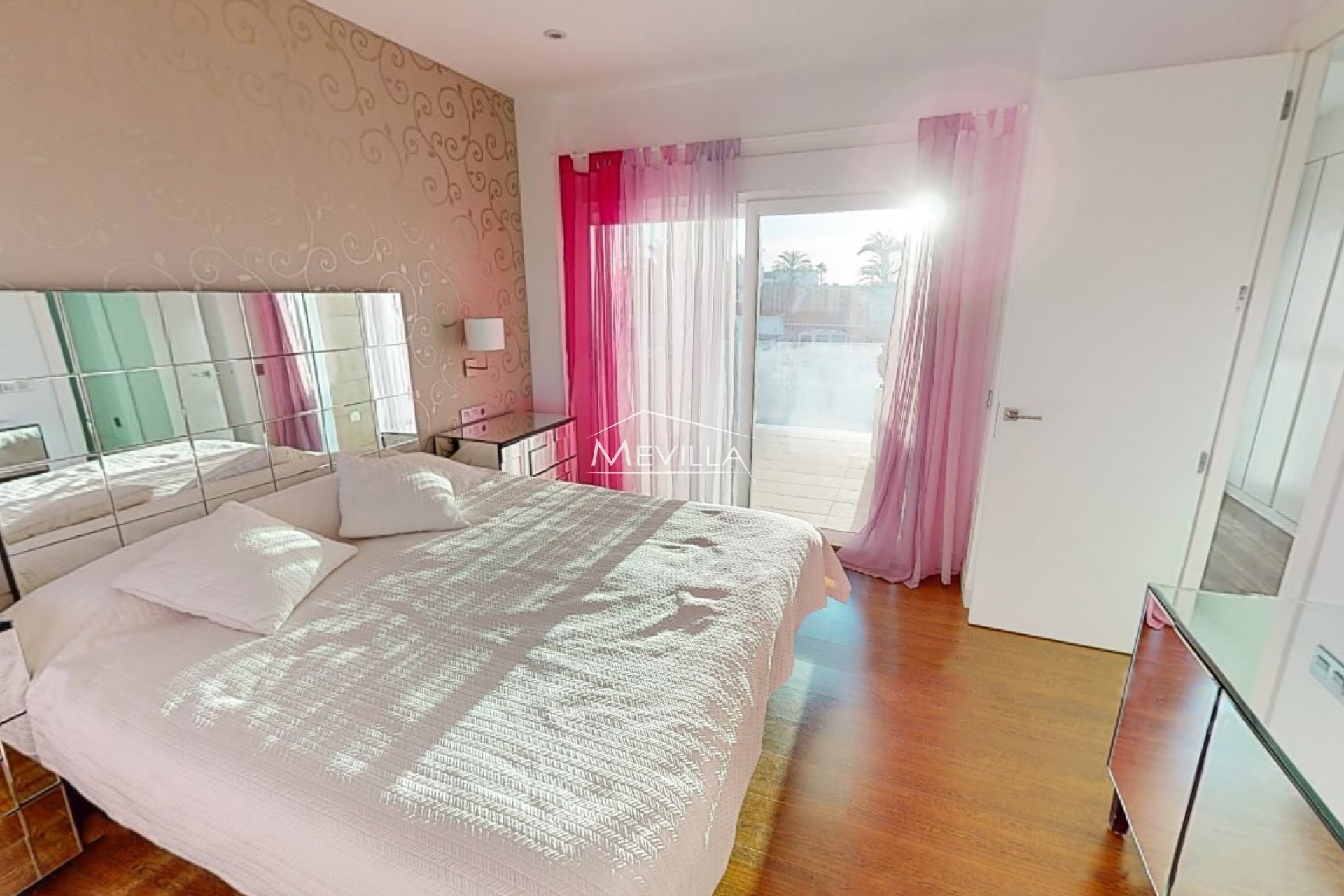 Reventes - Villa - Orihuela Costa - Mil Palmeras