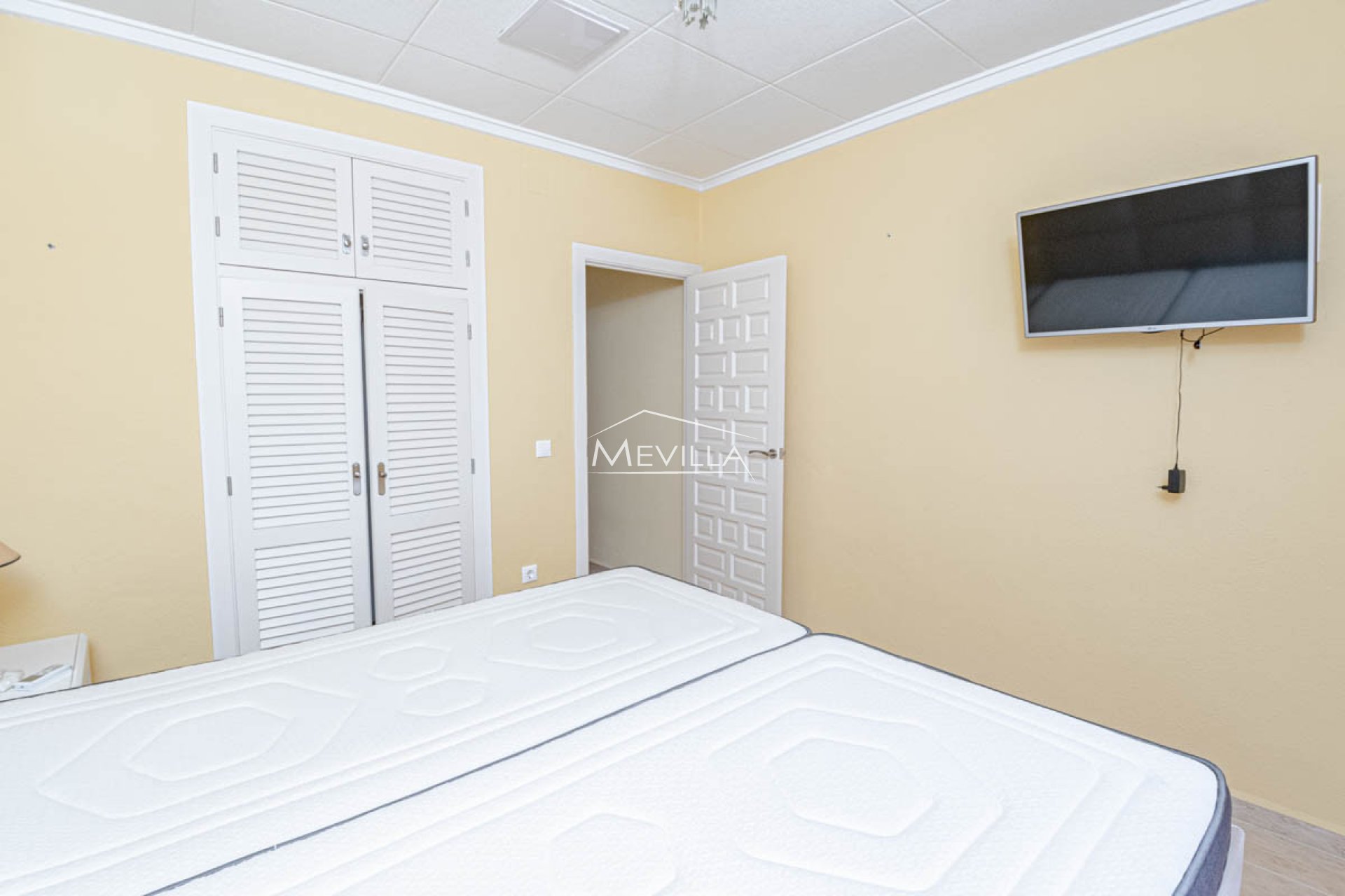 Reventes - Villa - Orihuela Costa - Mil Palmeras