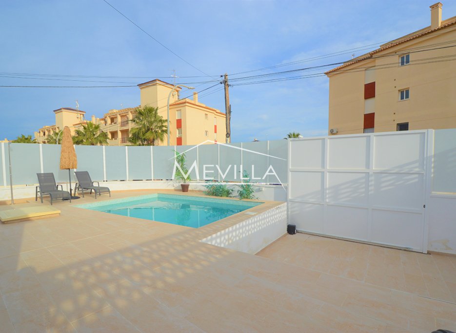 Reventes - Villa - Orihuela Costa - Playa Flamenca