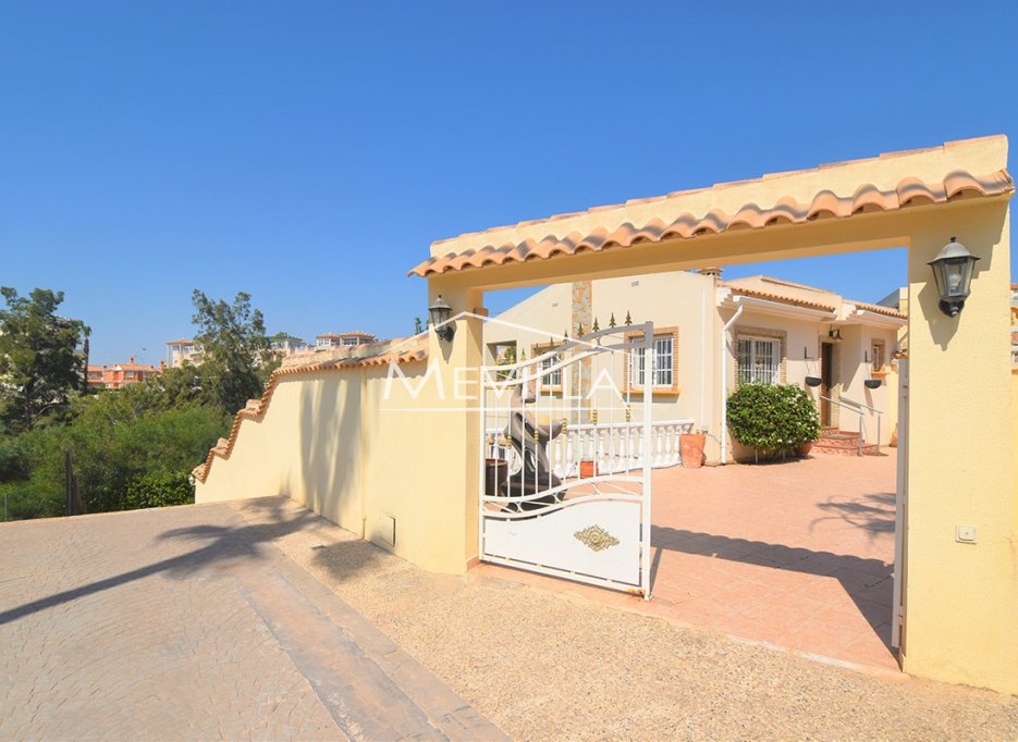 Reventes - Villa - Orihuela Costa - Playa Flamenca