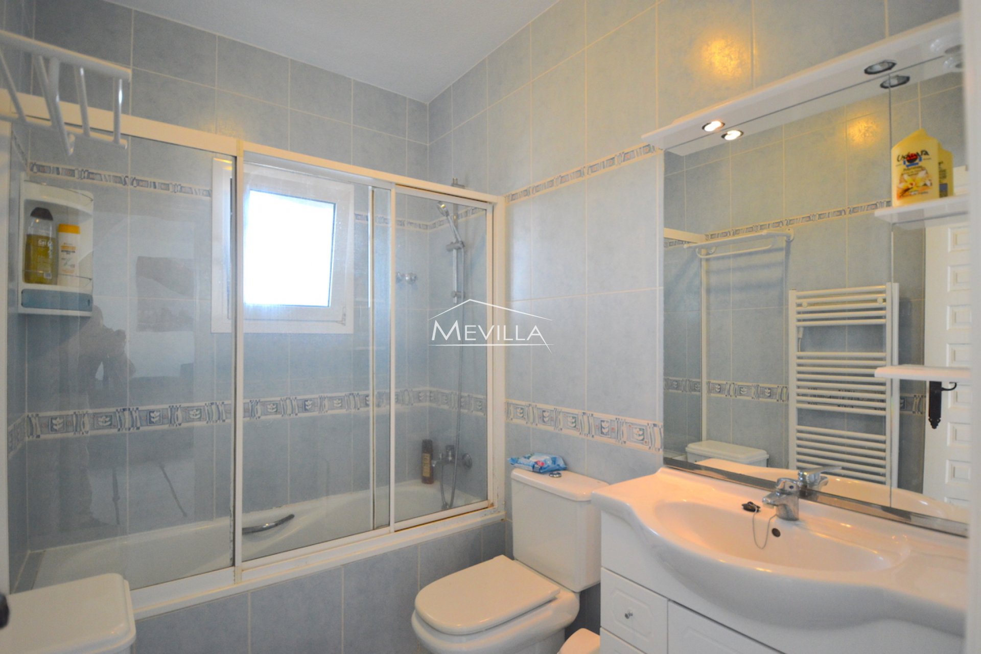 Reventes - Villa - Orihuela Costa - Villamartin