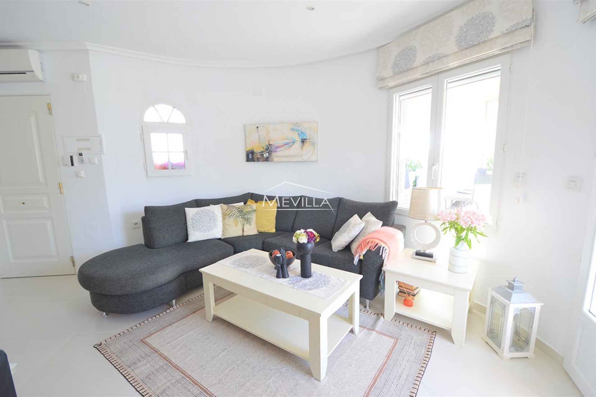 Reventes - Villa - Orihuela Costa - Villamartin