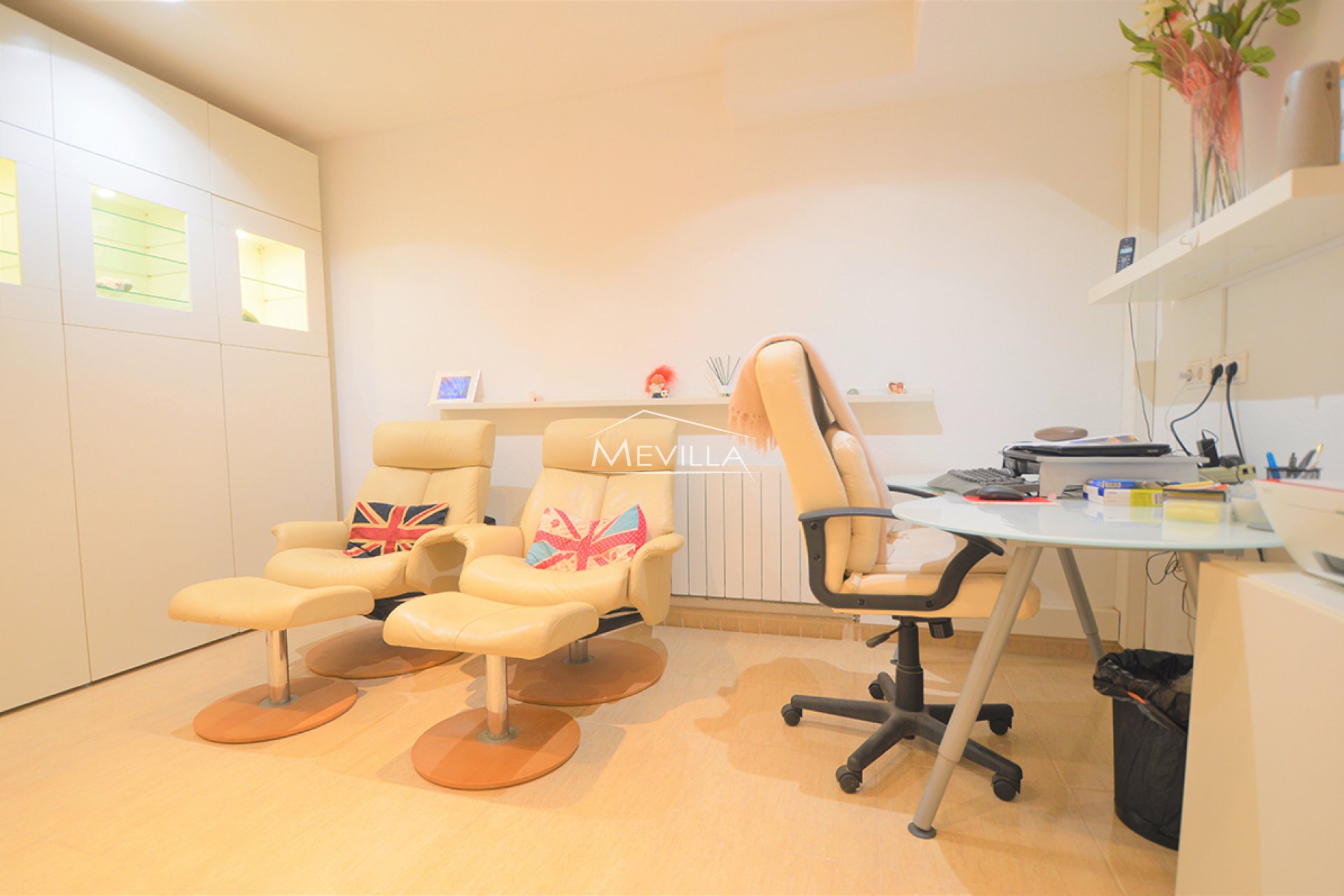 Reventes - Villa - Orihuela Costa - Villamartin