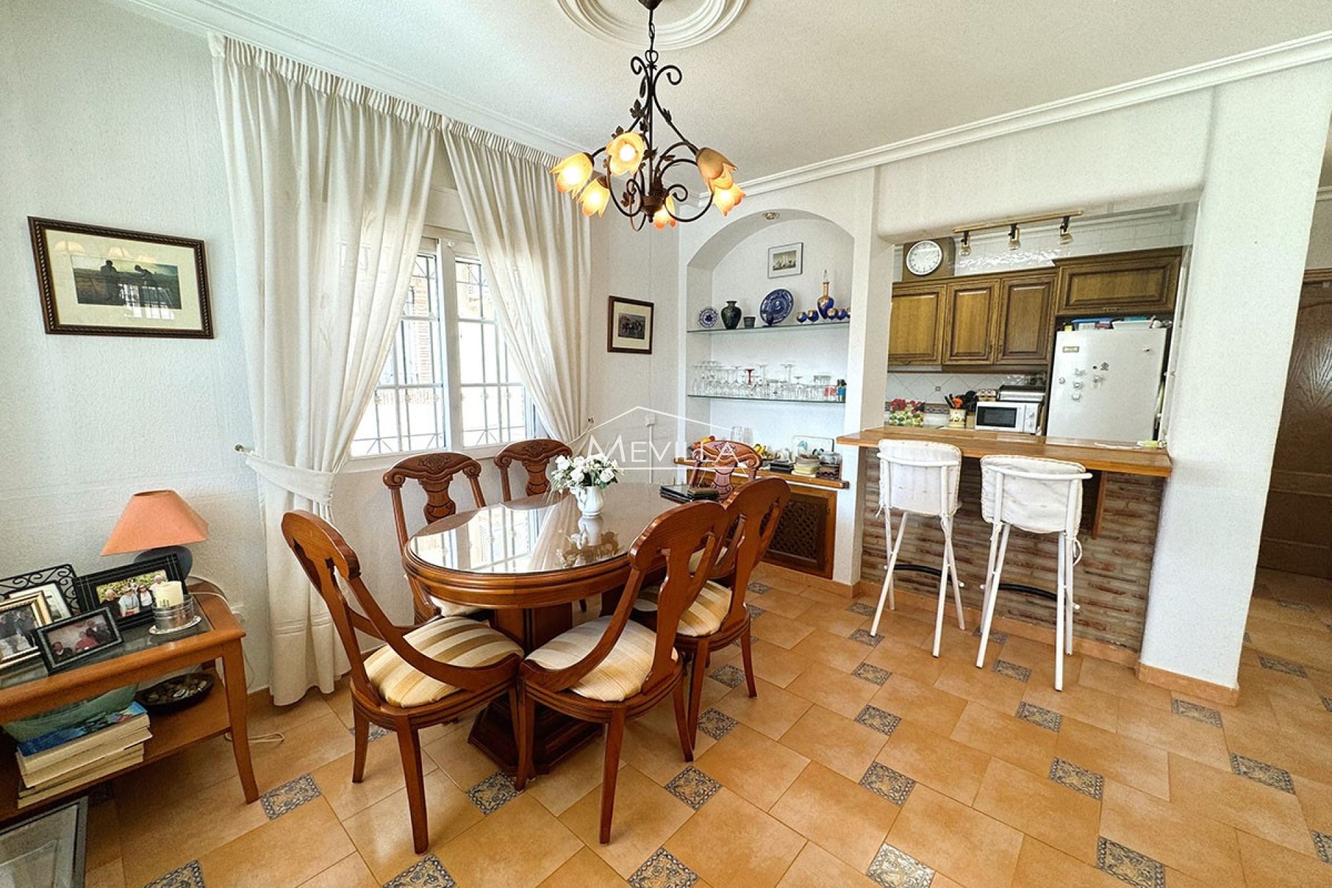 Reventes - Villa - Orihuela Costa - Villamartin