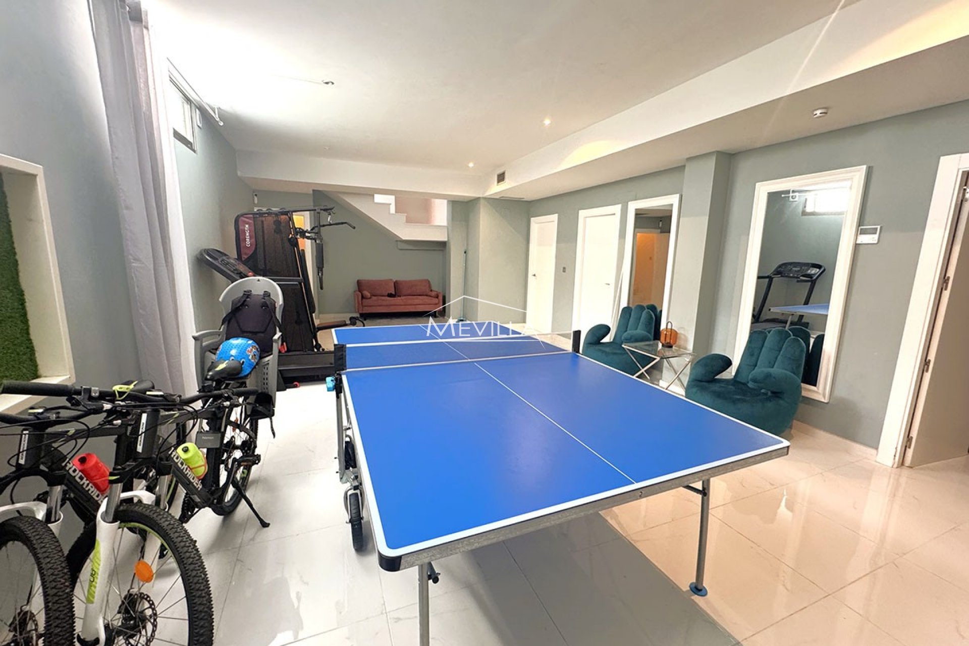 Reventes - Villa - Orihuela Costa - Villamartin