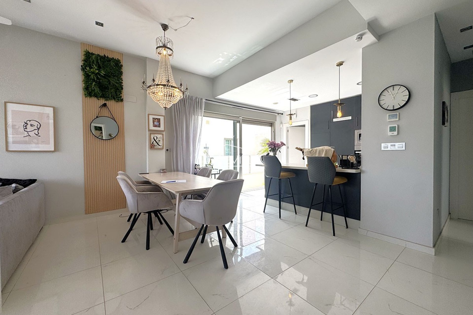 Reventes - Villa - Orihuela Costa - Villamartin