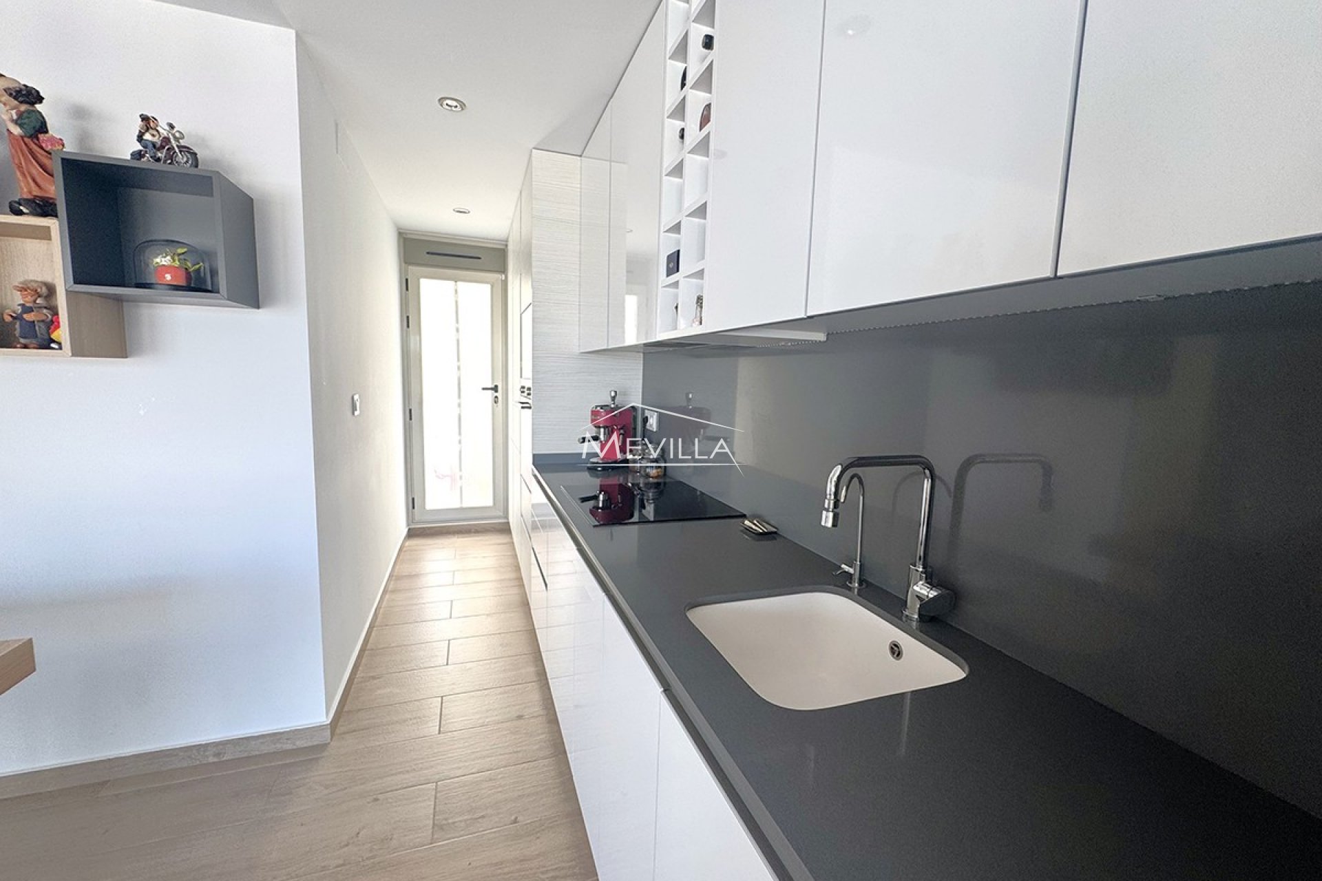 Reventes - Villa - Orihuela Costa - Villamartin