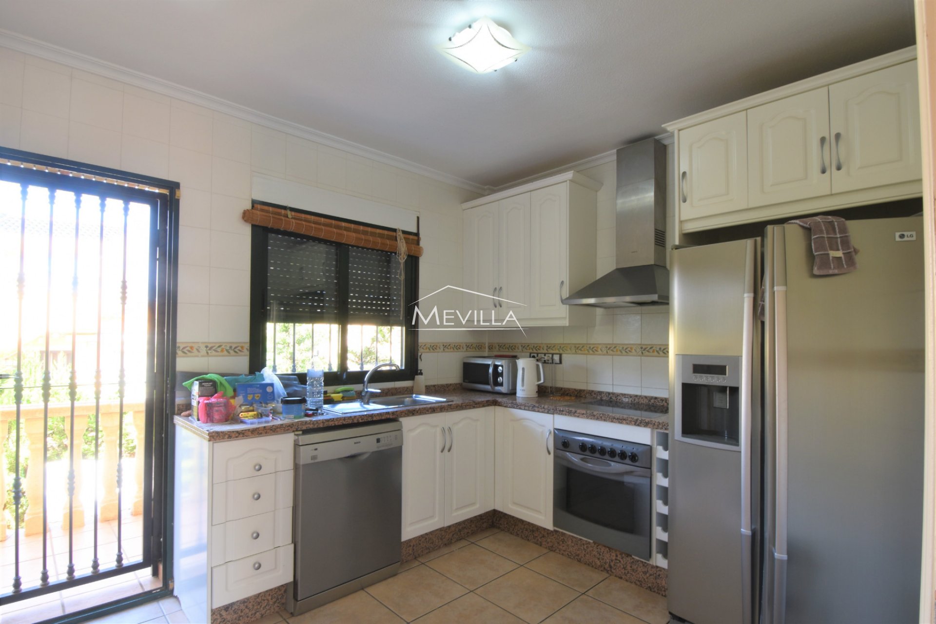 Reventes - Villa - Orihuela Costa - Villamartin