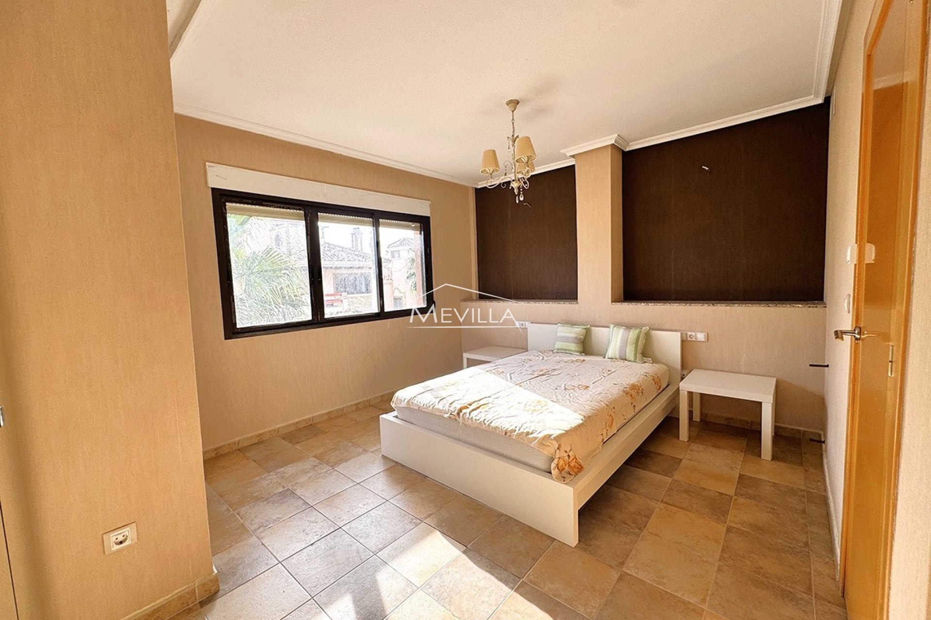 Reventes - Villa - Orihuela Costa - Villamartin