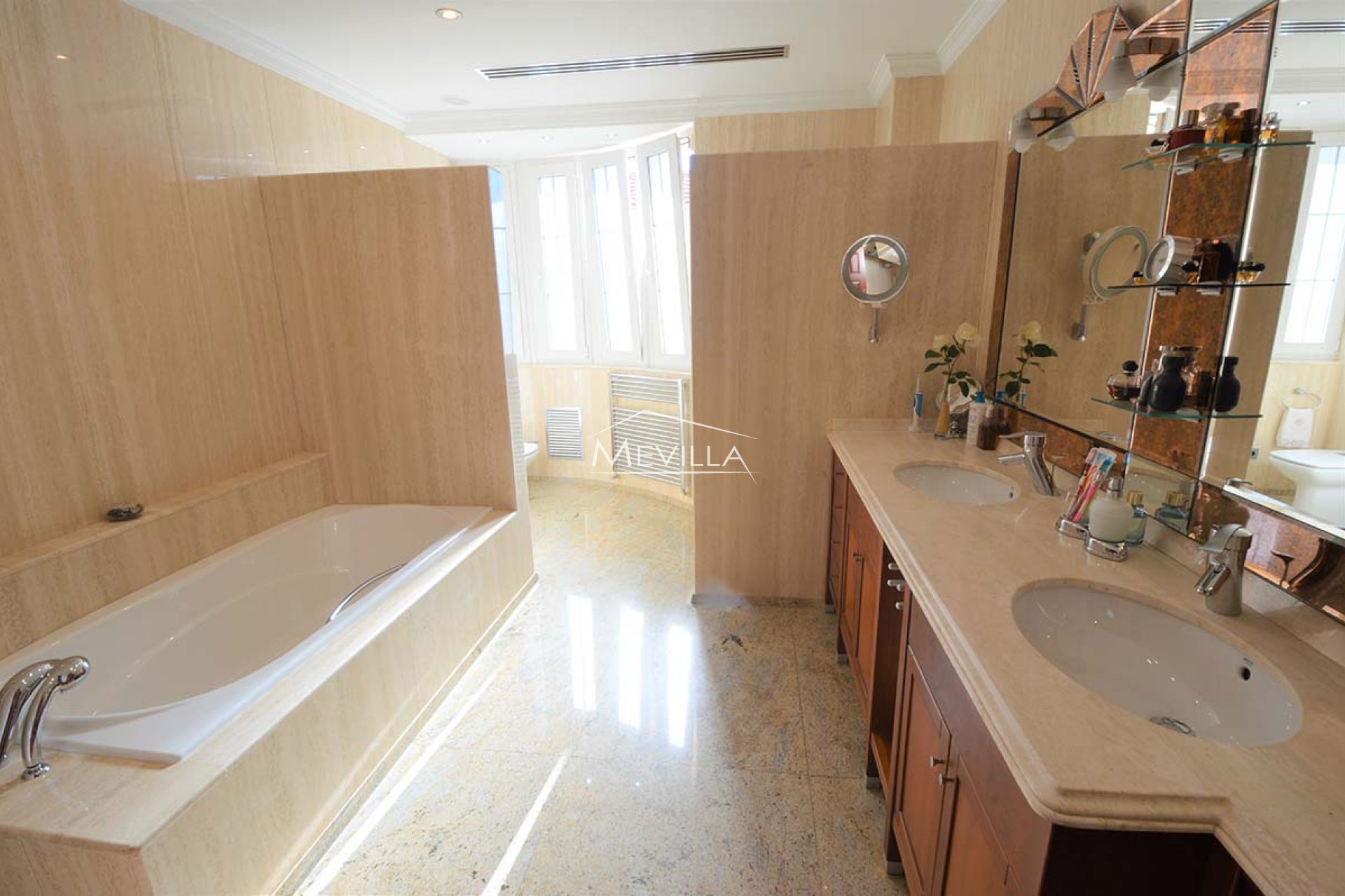 Reventes - Villa - San Miguel de Salinas