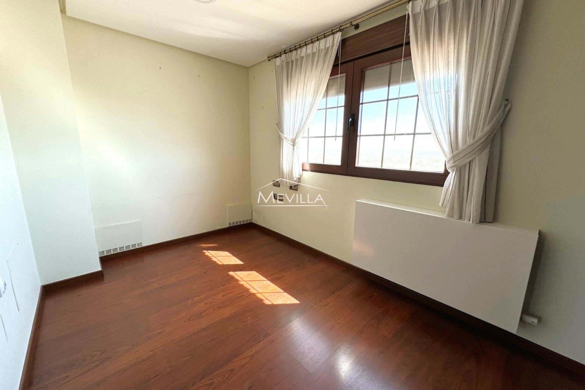 Reventes - Villa - San Miguel de Salinas