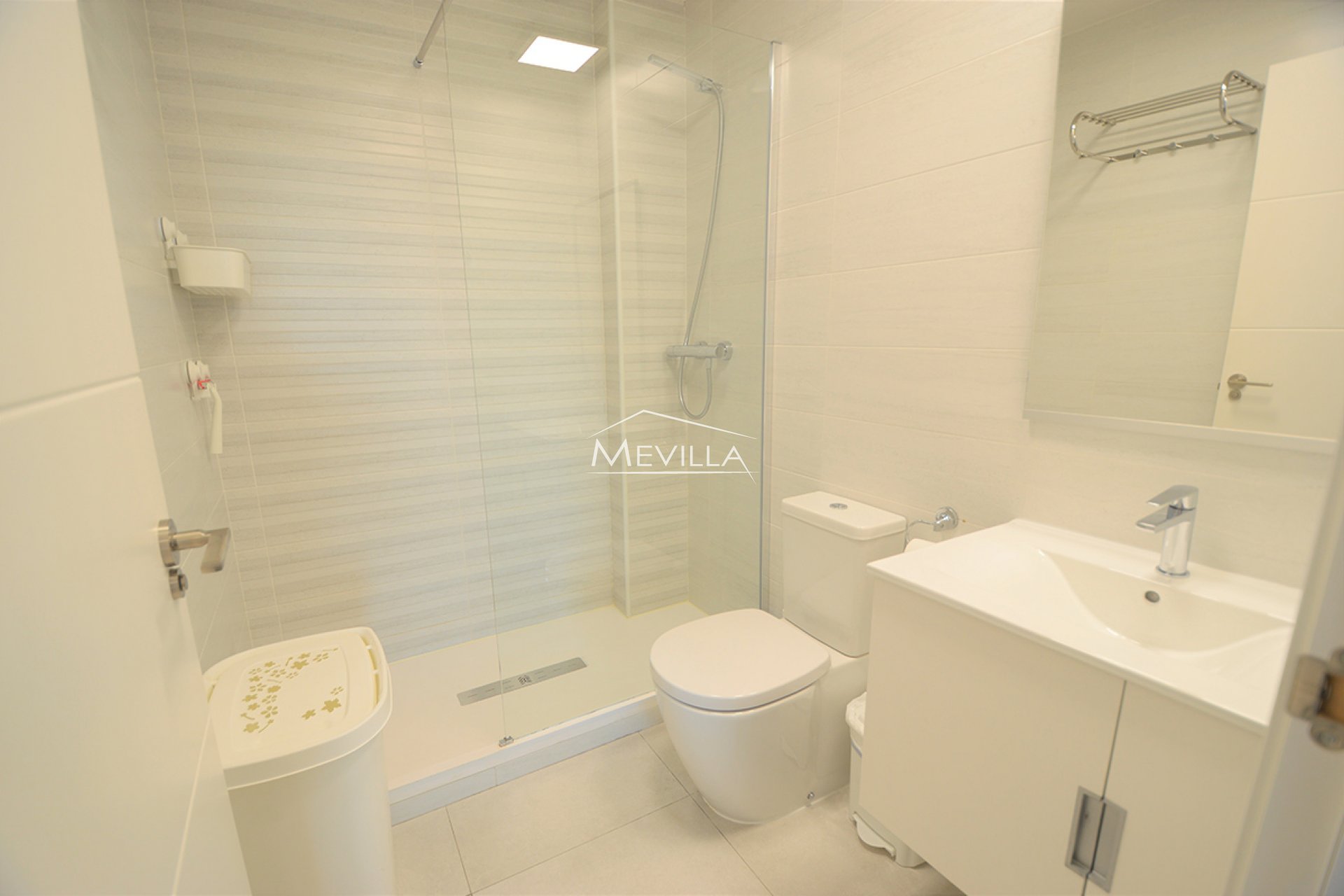 Salg (Resales) - Flat / leiligheter - Orihuela Costa - Mil Palmeras