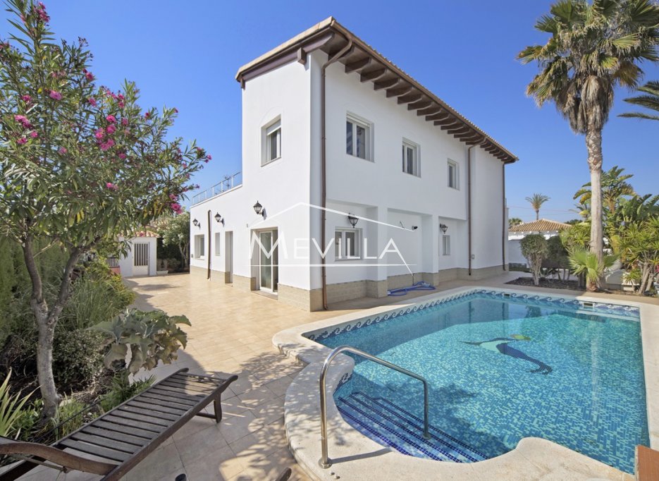 Salg (Resales) - Villa - Orihuela Costa - Cabo Roig