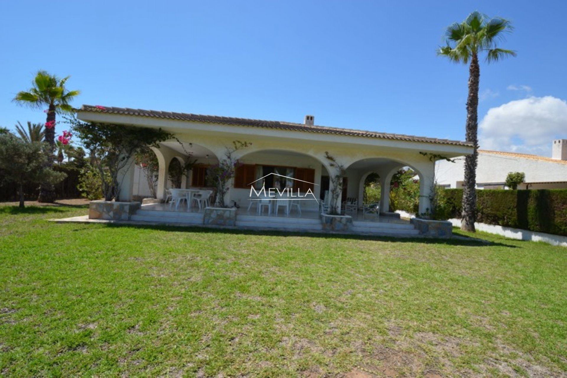 Salg (Resales) - Villa - Orihuela Costa - Cabo Roig