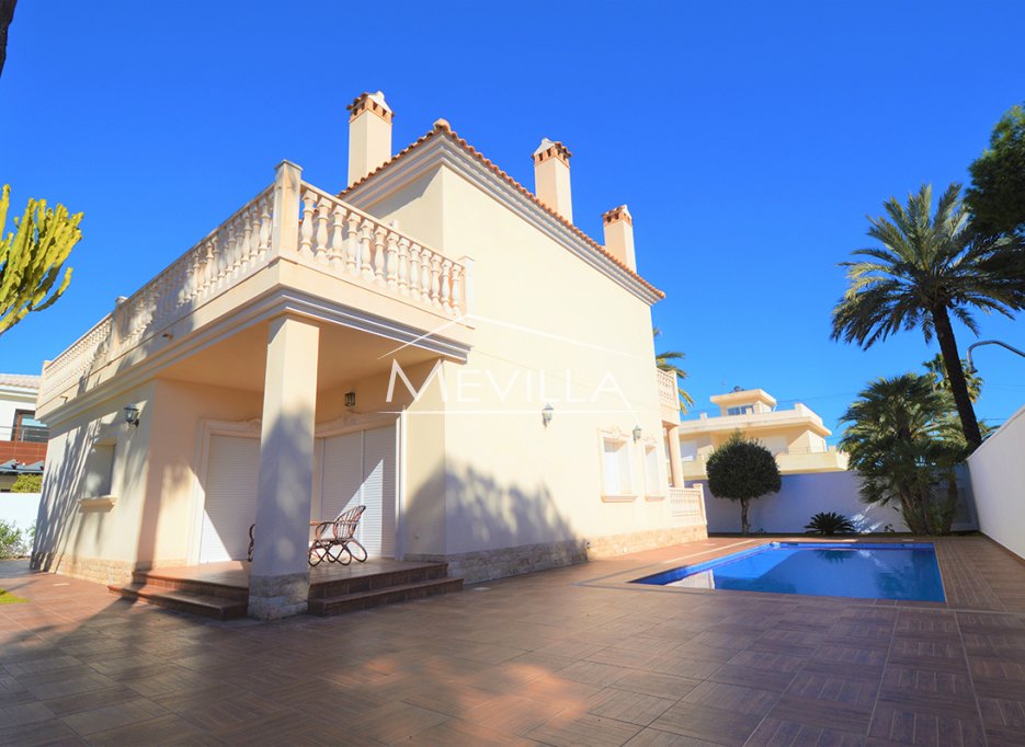 Salg (Resales) - Villa - Orihuela Costa - Cabo Roig