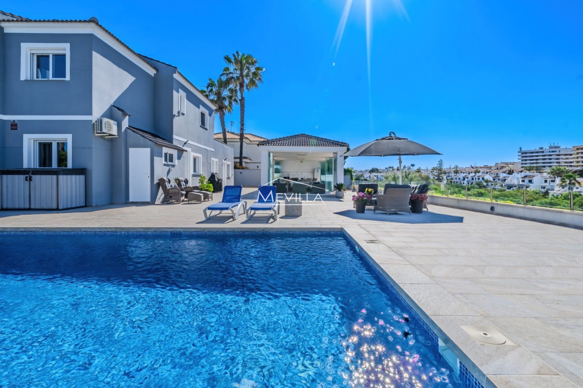 Salg (Resales) - Villa - Orihuela Costa - Cabo Roig