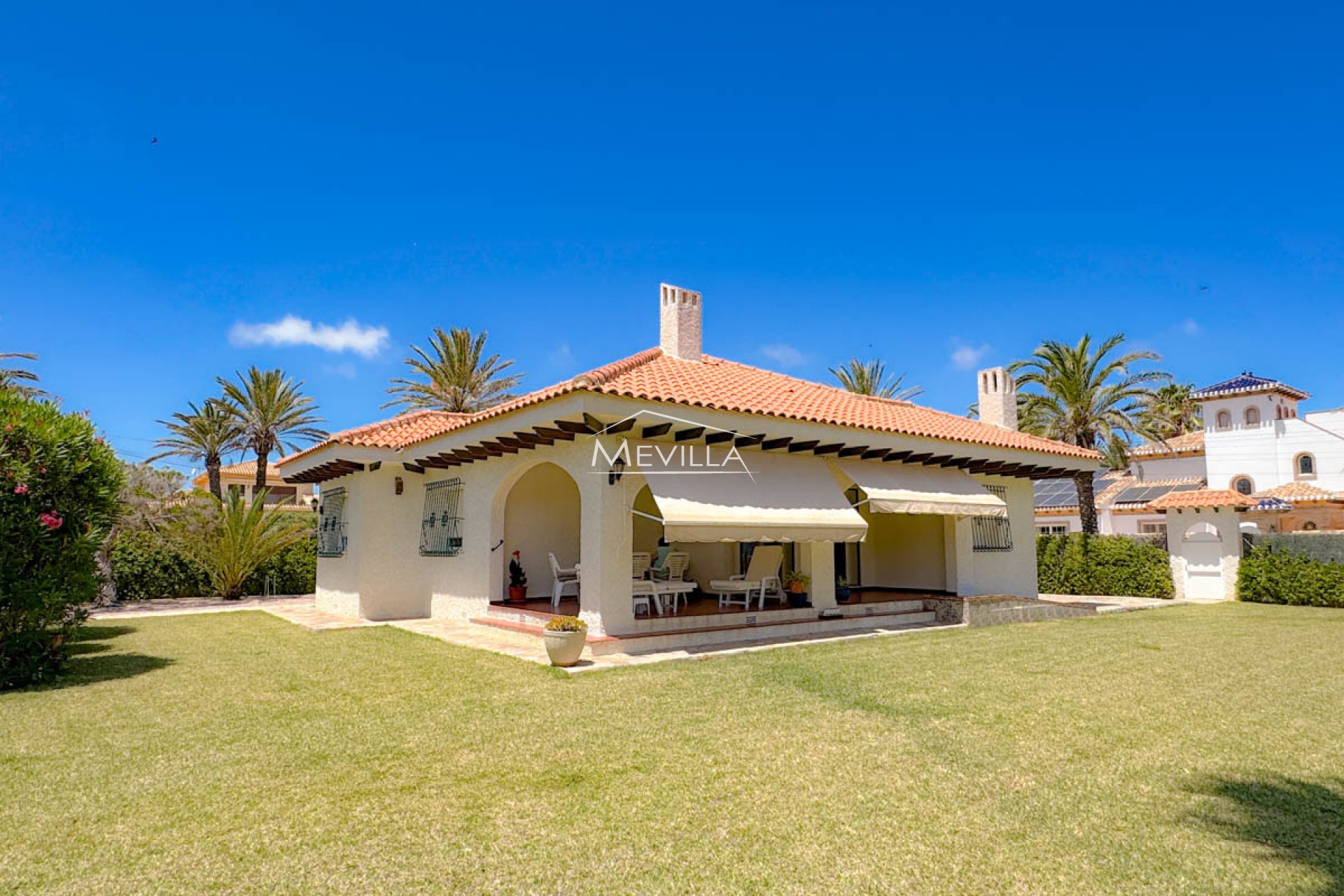Salg (Resales) - Villa - Orihuela Costa - Cabo Roig