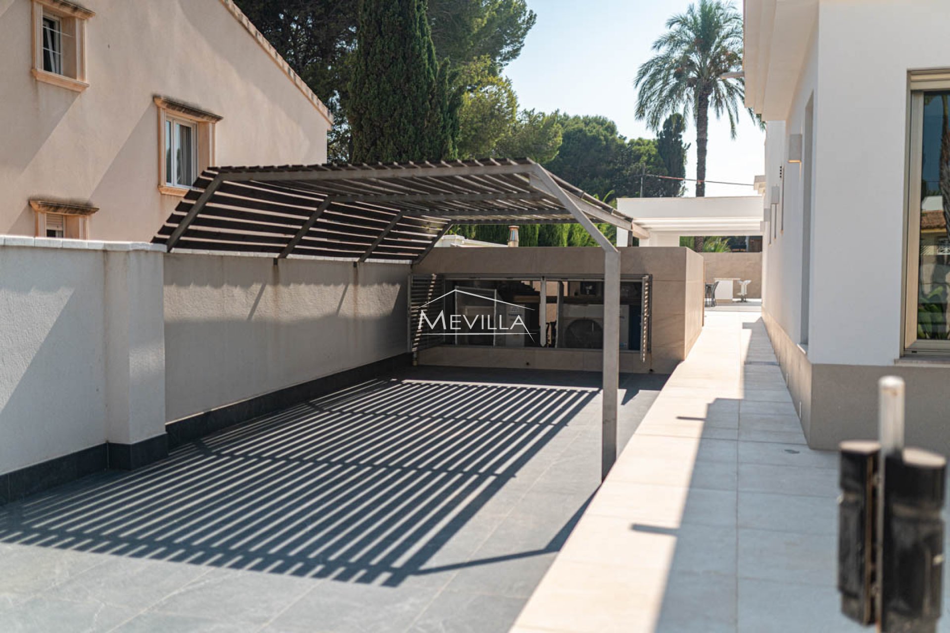 Salg (Resales) - Villa - Orihuela Costa - Cabo Roig