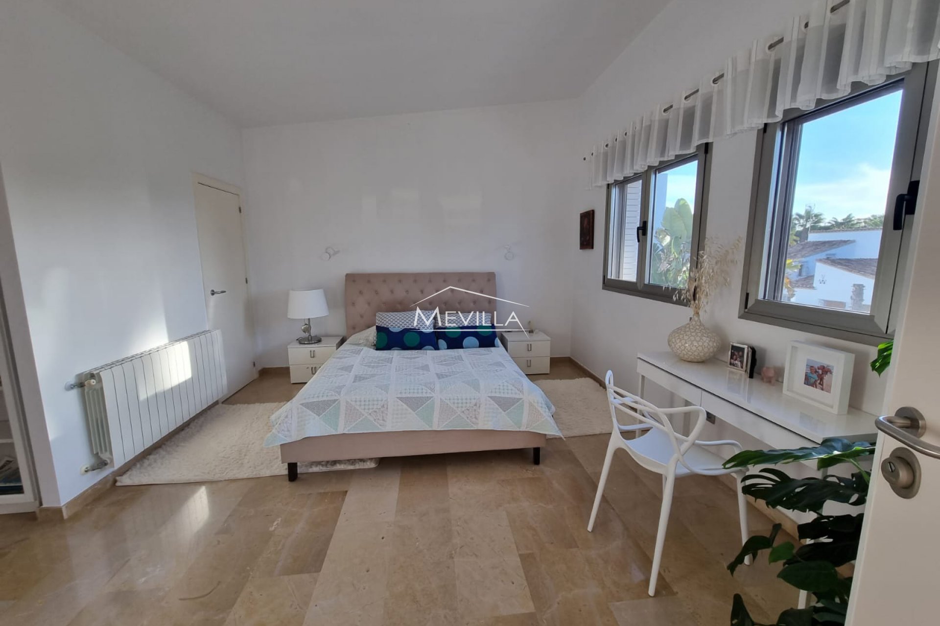Salg (Resales) - Villa - Orihuela Costa - Campoamor