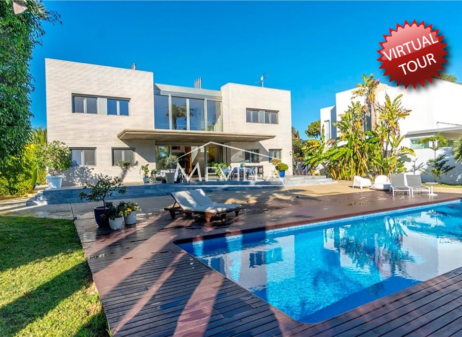 Salg (Resales) - Villa - Orihuela Costa - Campoamor
