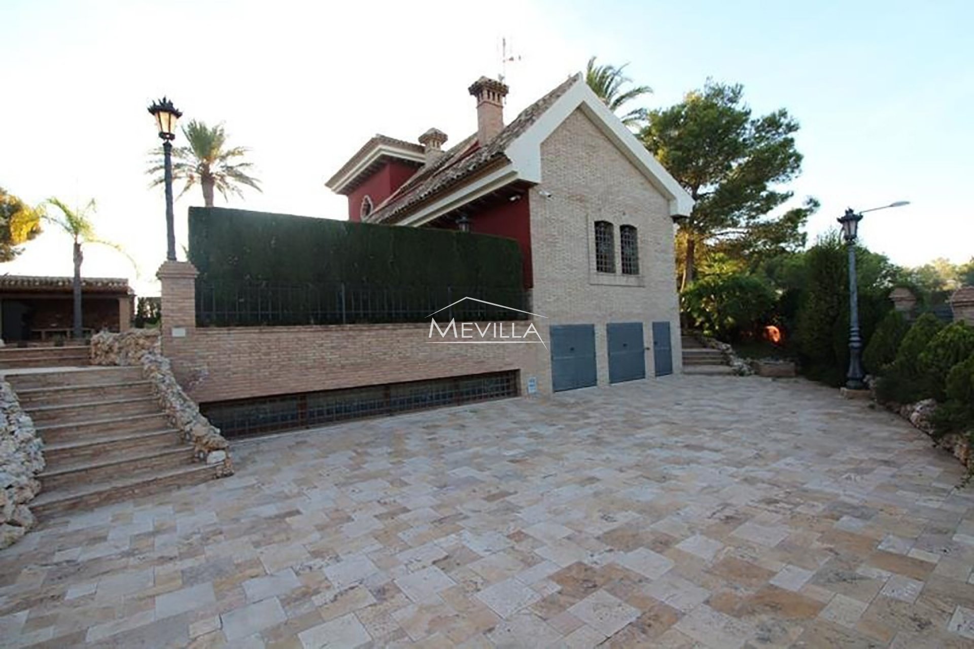 Salg (Resales) - Villa - Orihuela Costa - Campoamor