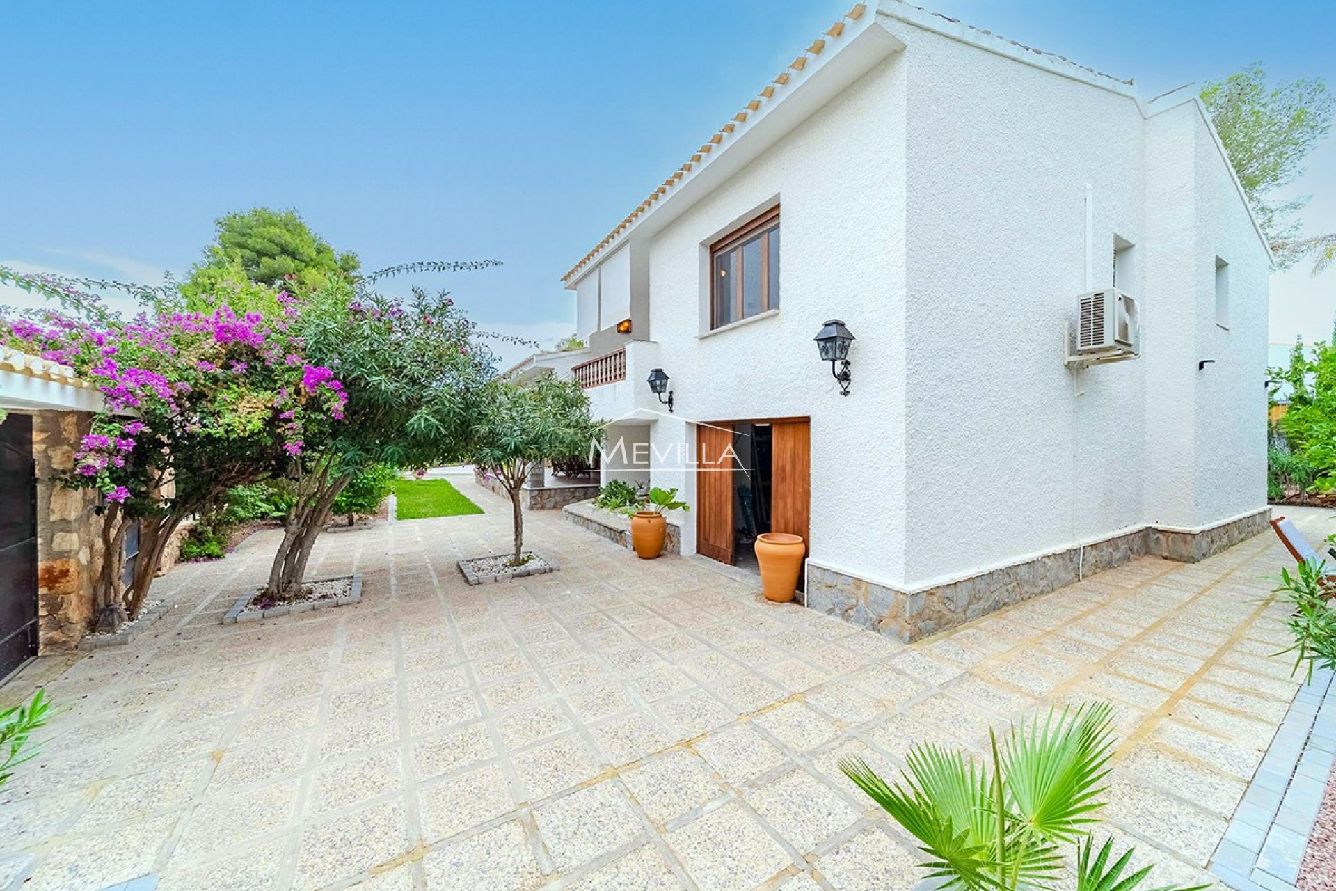Salg (Resales) - Villa - Orihuela Costa - Campoamor