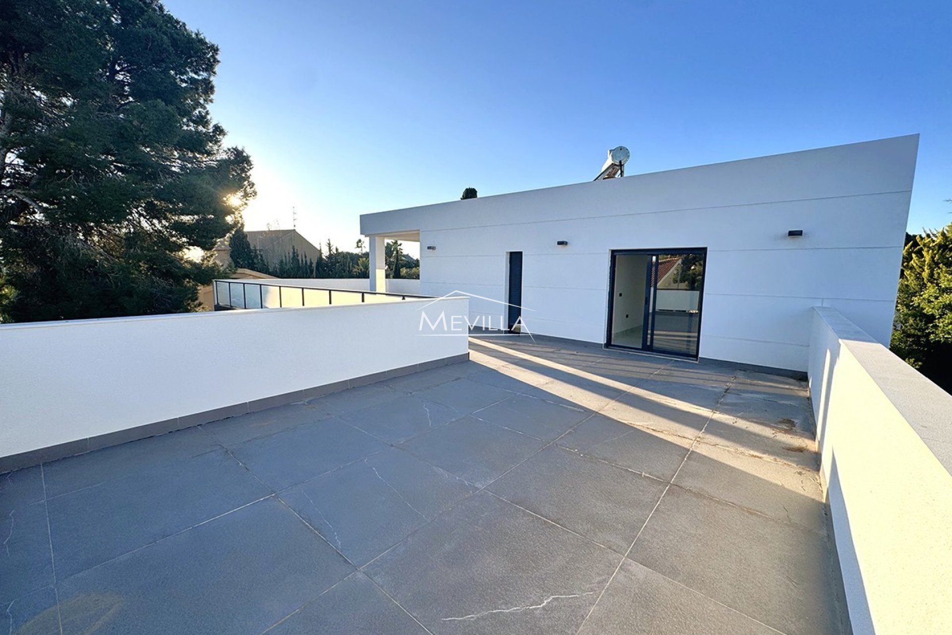 Salg (Resales) - Villa - Orihuela Costa - Campoamor