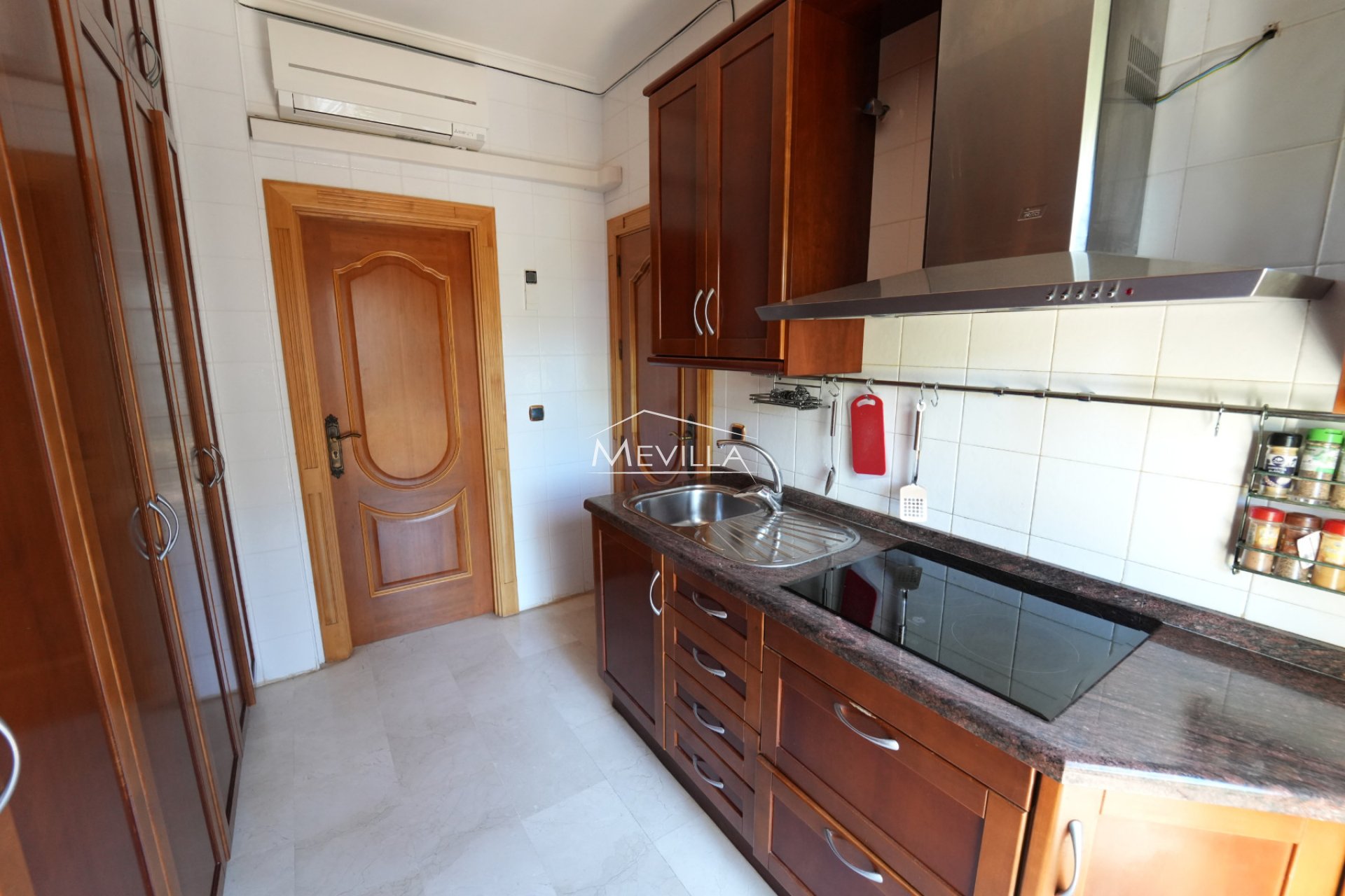 Salg (Resales) - Villa - Orihuela Costa - Campoamor