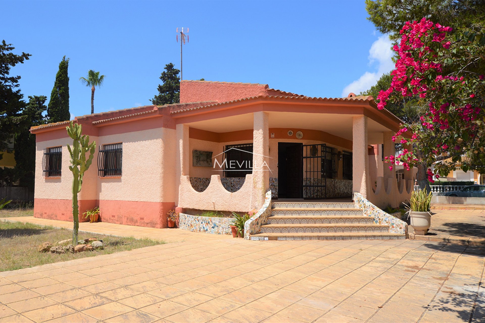 Salg (Resales) - Villa - Orihuela Costa - La Zenia