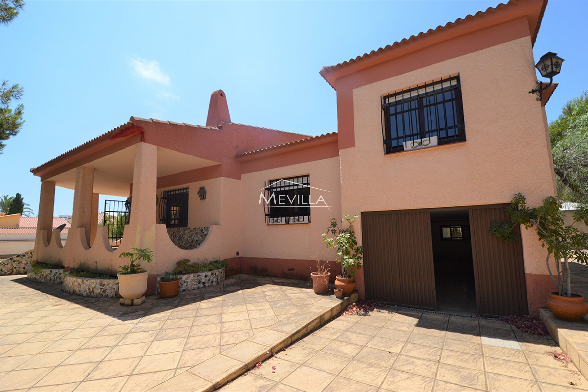 Salg (Resales) - Villa - Orihuela Costa - La Zenia