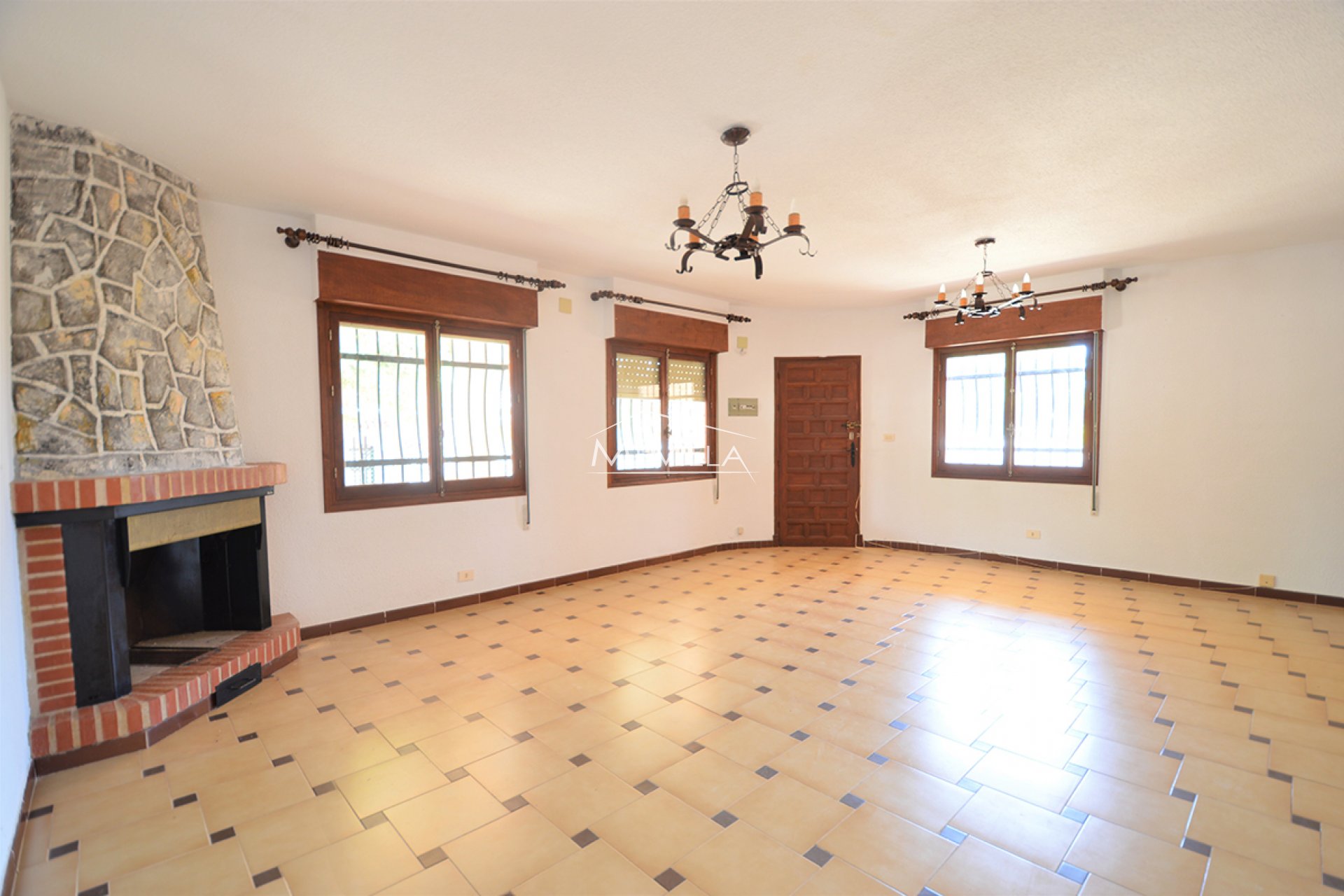 Salg (Resales) - Villa - Orihuela Costa - La Zenia