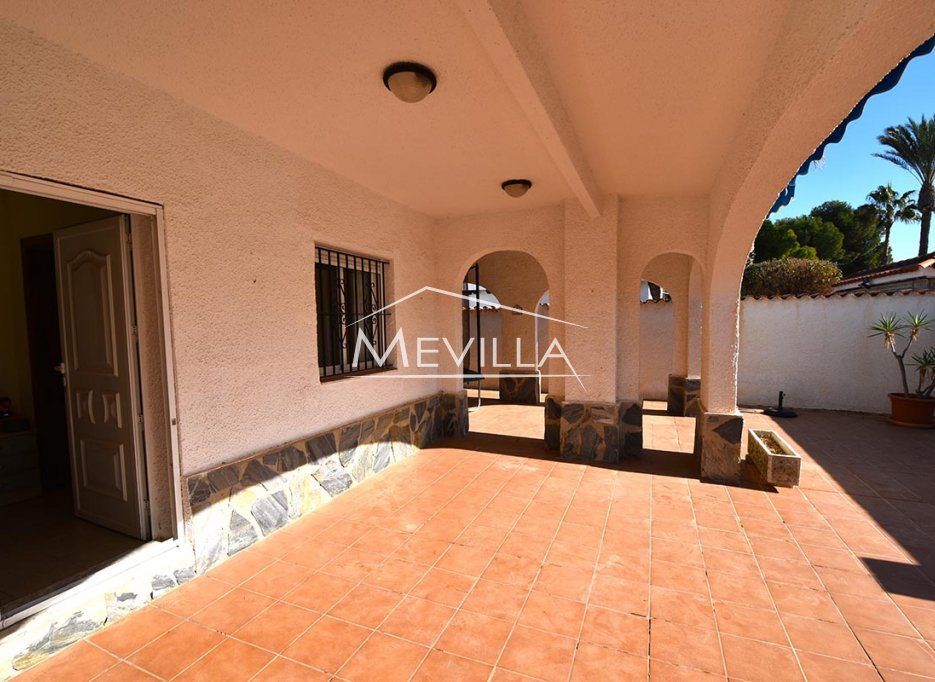 Salg (Resales) - Villa - Orihuela Costa - La Zenia