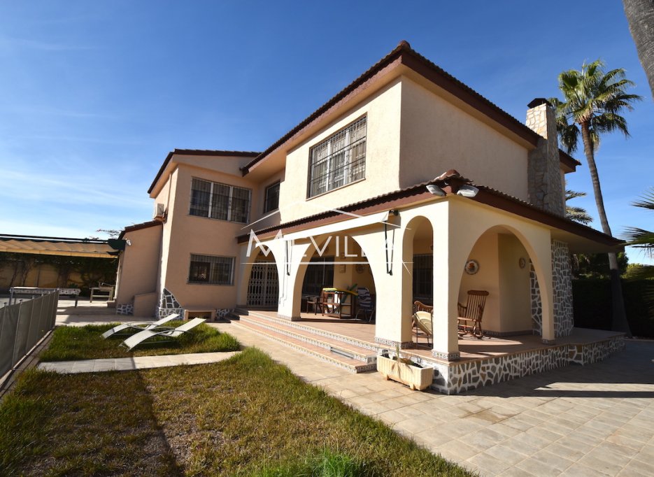 Salg (Resales) - Villa - Orihuela Costa - La Zenia